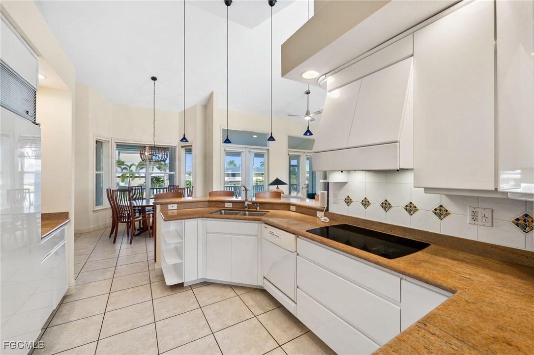 St James City, Florida, 33956, United States, 3 Bedrooms Bedrooms, ,2 BathroomsBathrooms,Residential,For Sale,1914189