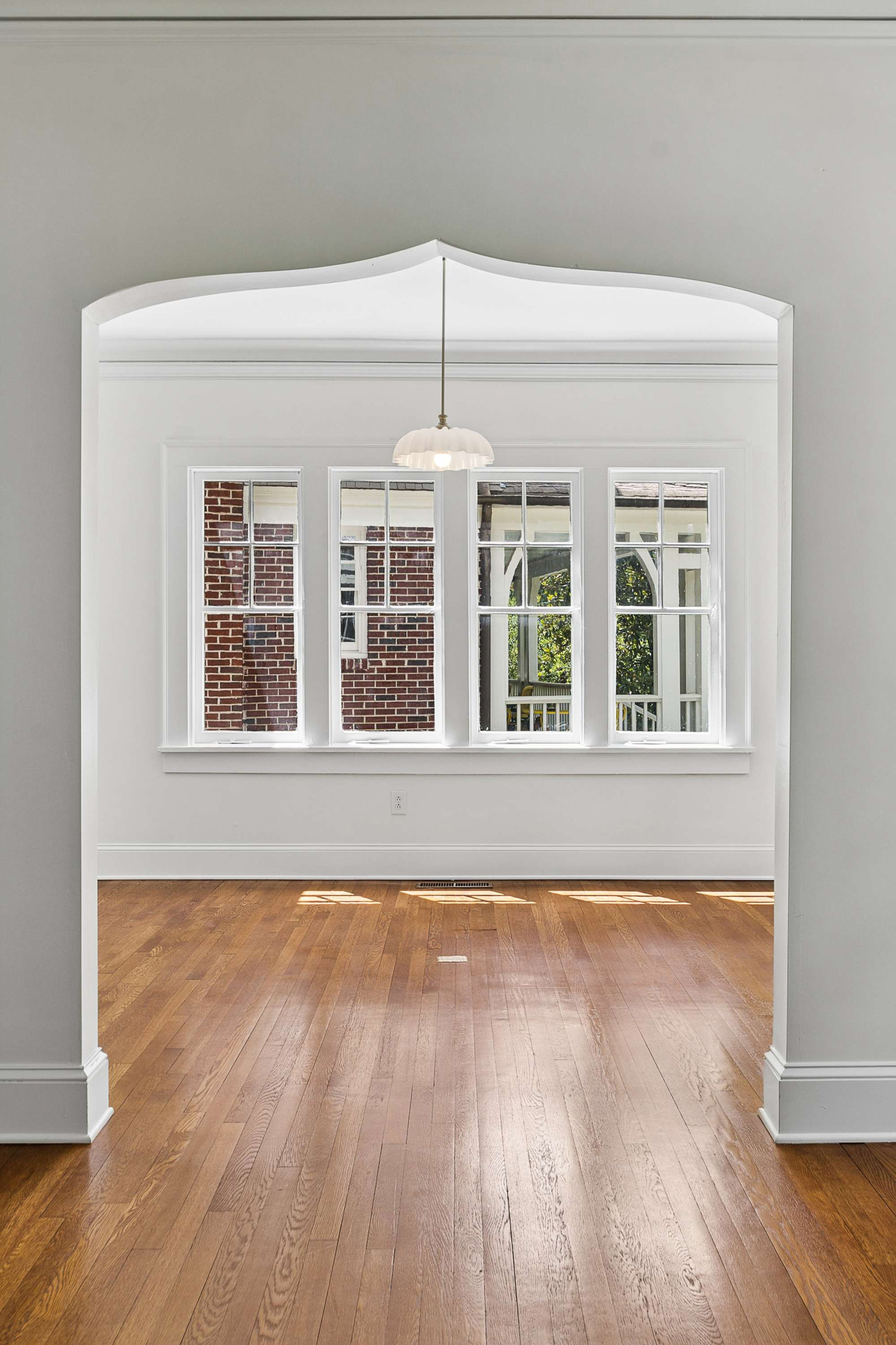  Charming 1930 Craftsman Bungalow in an Unbeatable Virginia Highland Location - 物件實景