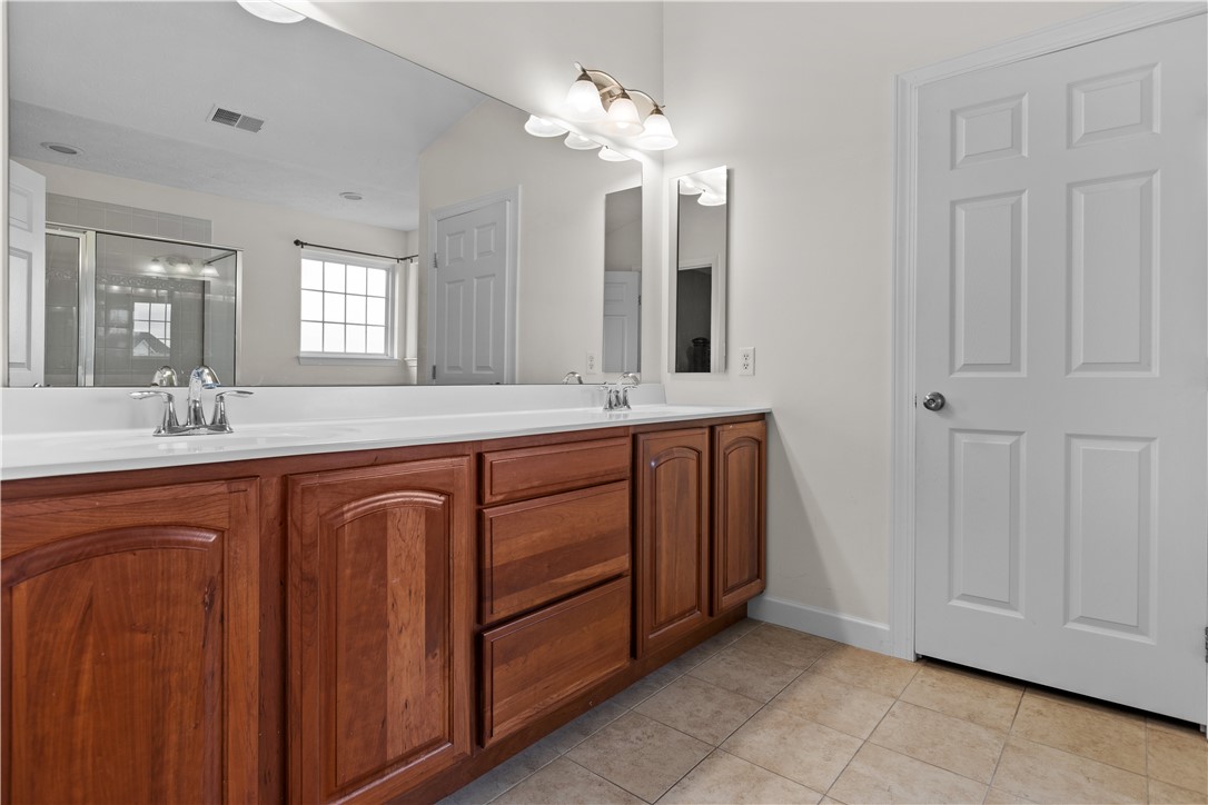 512 Madison Dr, Gibsonia, Pennsylvania, 15044, United States, 4 Bedrooms Bedrooms, ,4 BathroomsBathrooms,Residential,For Sale,512 Madison Dr ,1672528