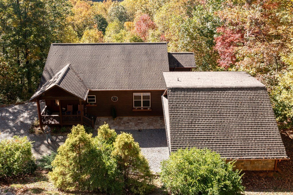 Hiawassee, Georgia, 30546, United States, 4 Bedrooms Bedrooms, ,5 BathroomsBathrooms,Residential,For Sale,1880672