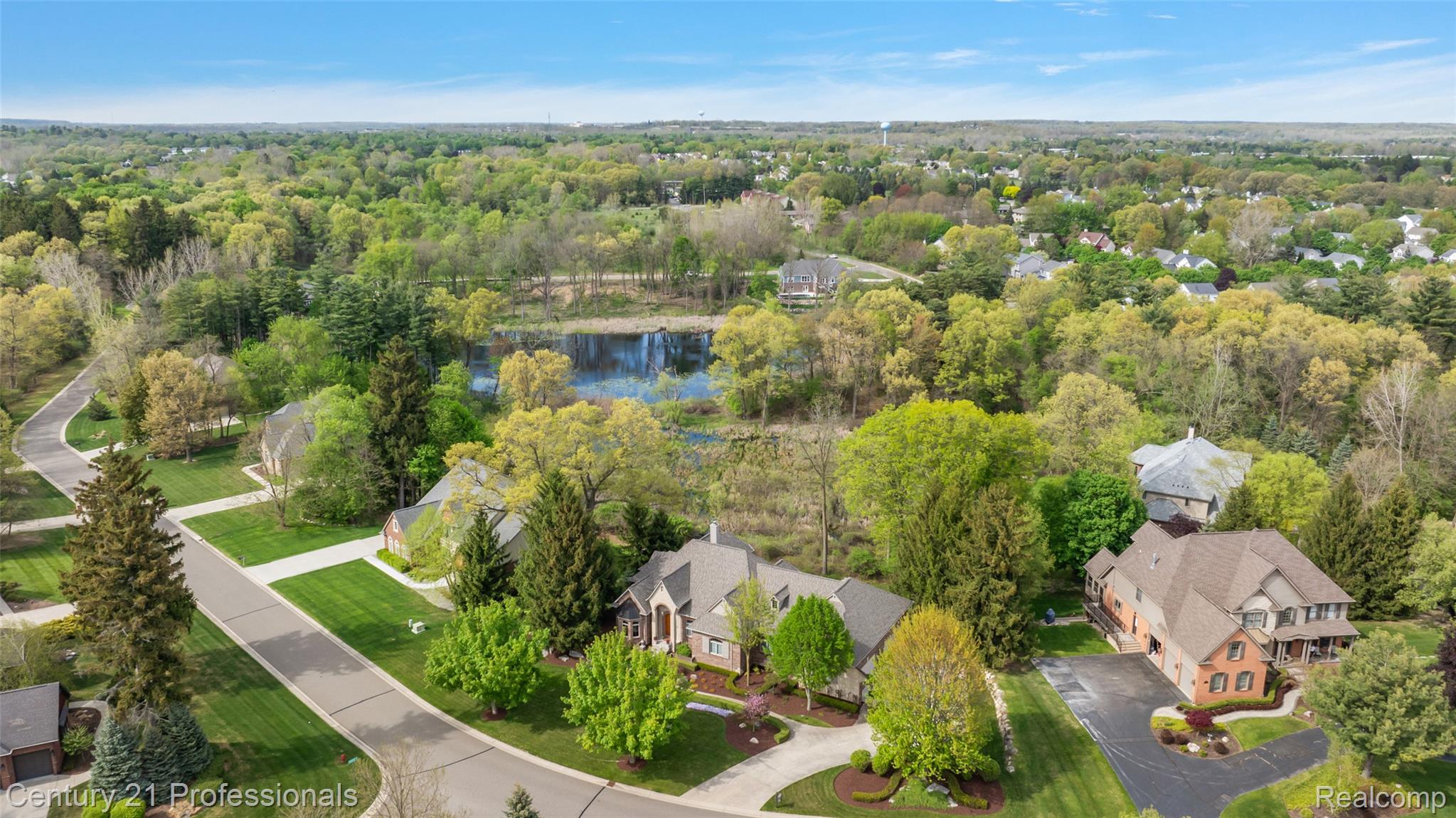 Oxford, Michigan, 48371, United States, 4 Bedrooms Bedrooms, ,4 BathroomsBathrooms,Residential,For Sale,1978317