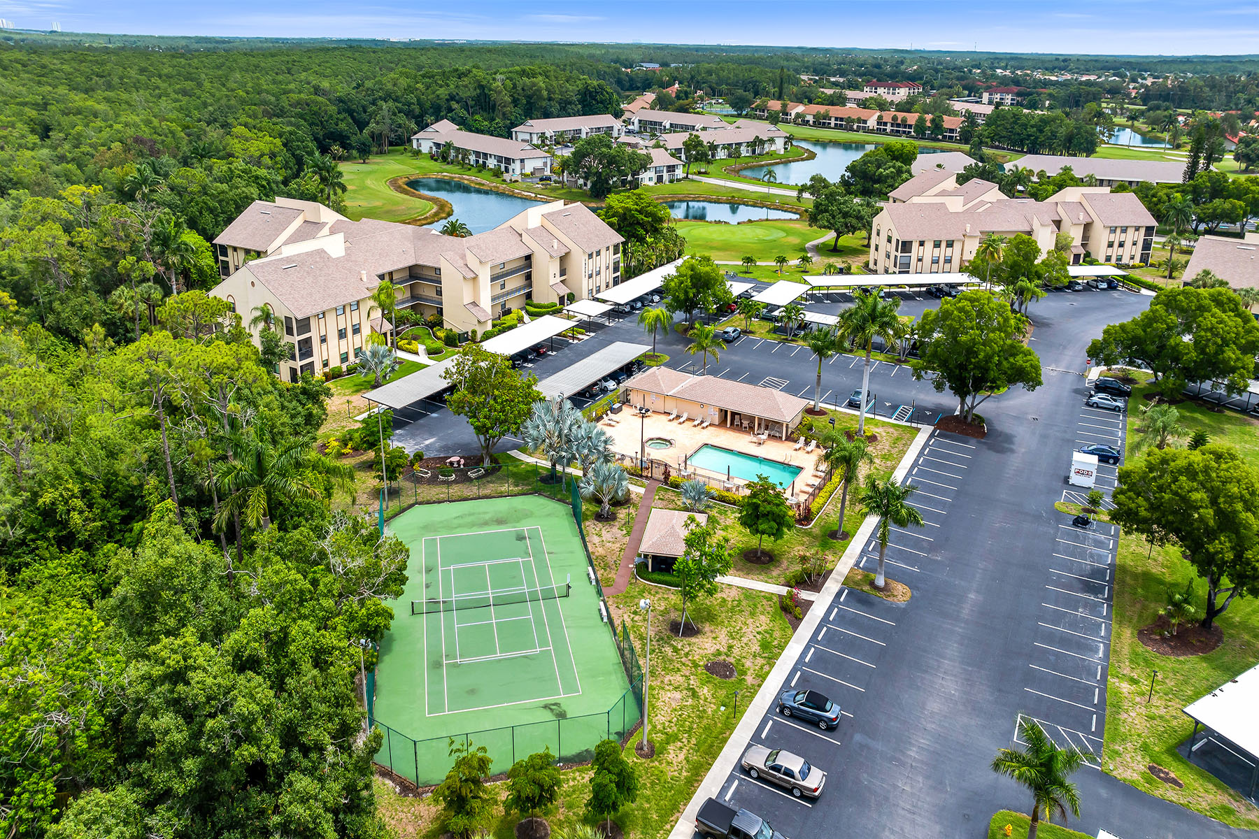  CROSS CREEK - TERRACE CONDO VILLAGE - 物件實景