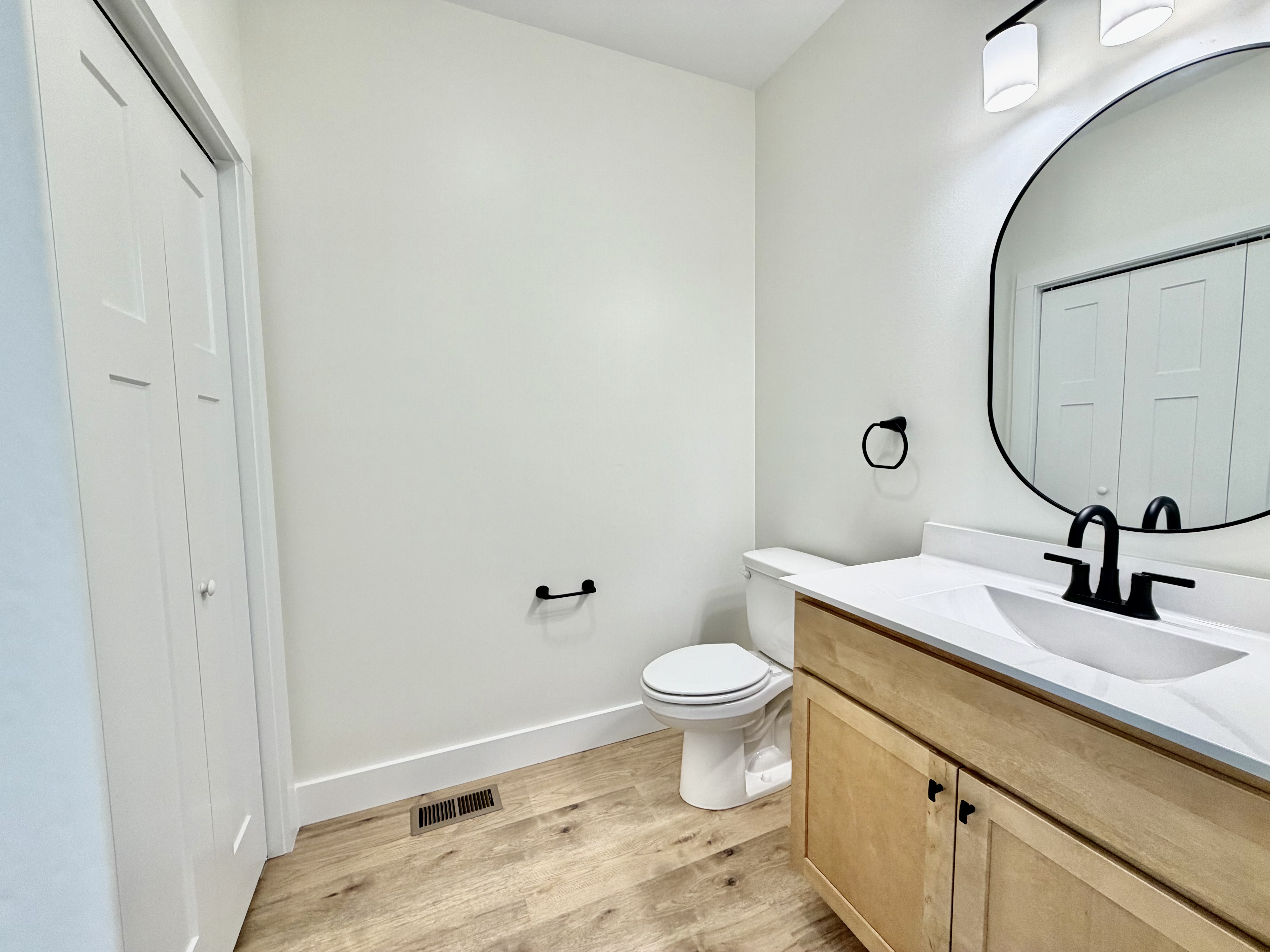 Mars Hill, North Carolina, 28754, United States, 3 Bedrooms Bedrooms, ,3 BathroomsBathrooms,Residential,For Sale,1984303