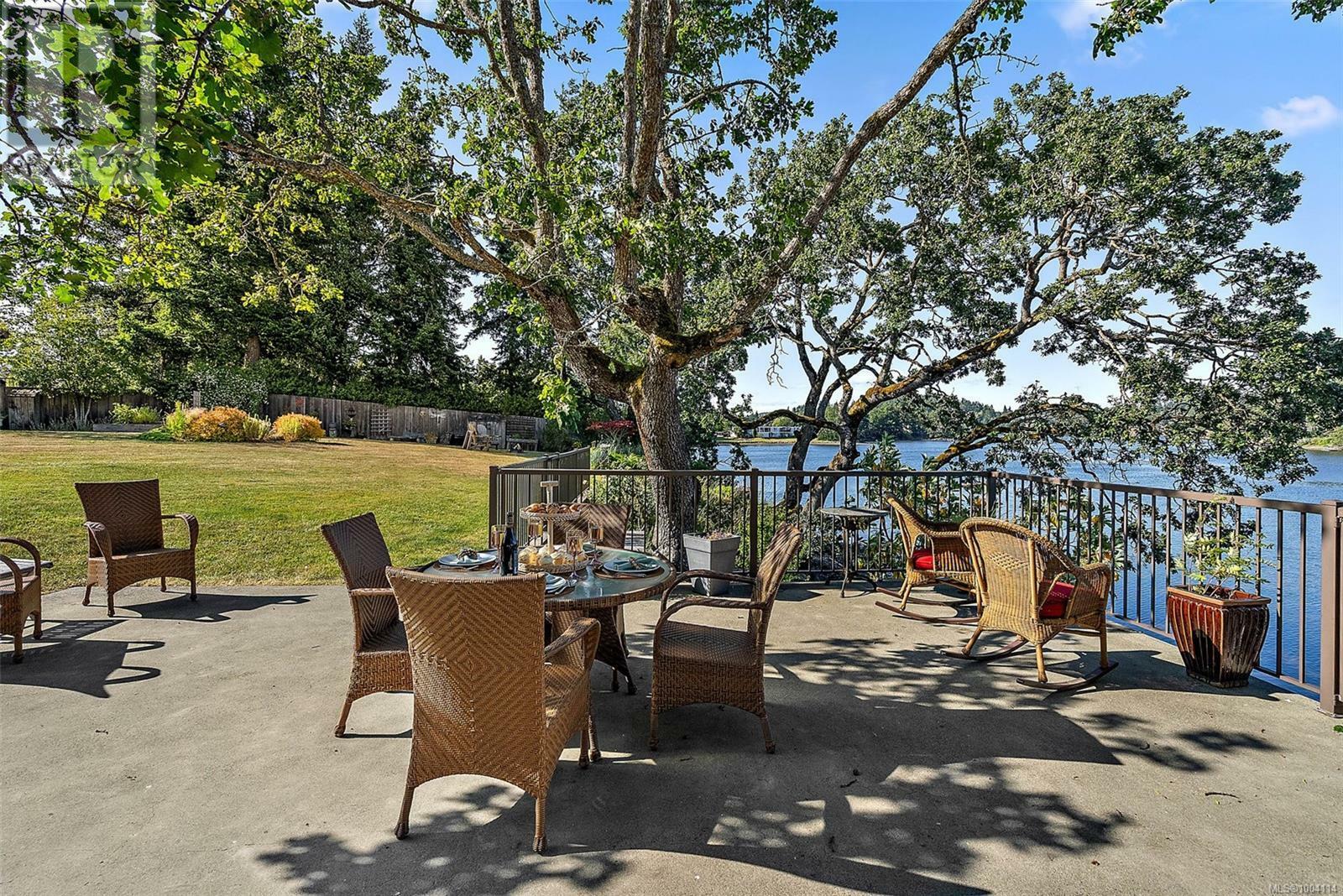 VIEW ROYAL, British Columbia, V9B 1M7, CA, 3 Bedrooms Bedrooms, ,4 BathroomsBathrooms,Residential,For Sale,1874581