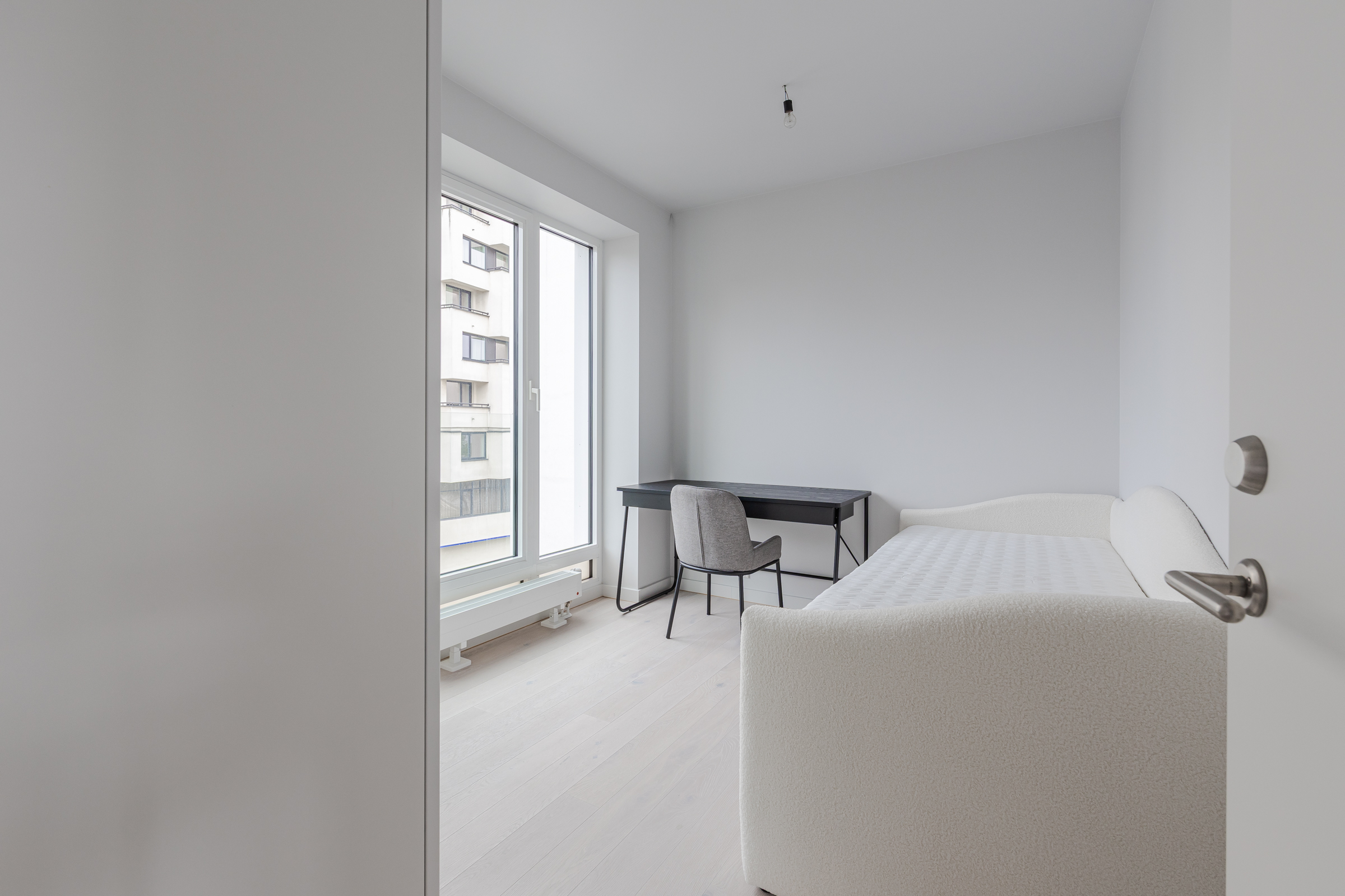  4 room apartment with furniture and with view river Daugava - 物件實景