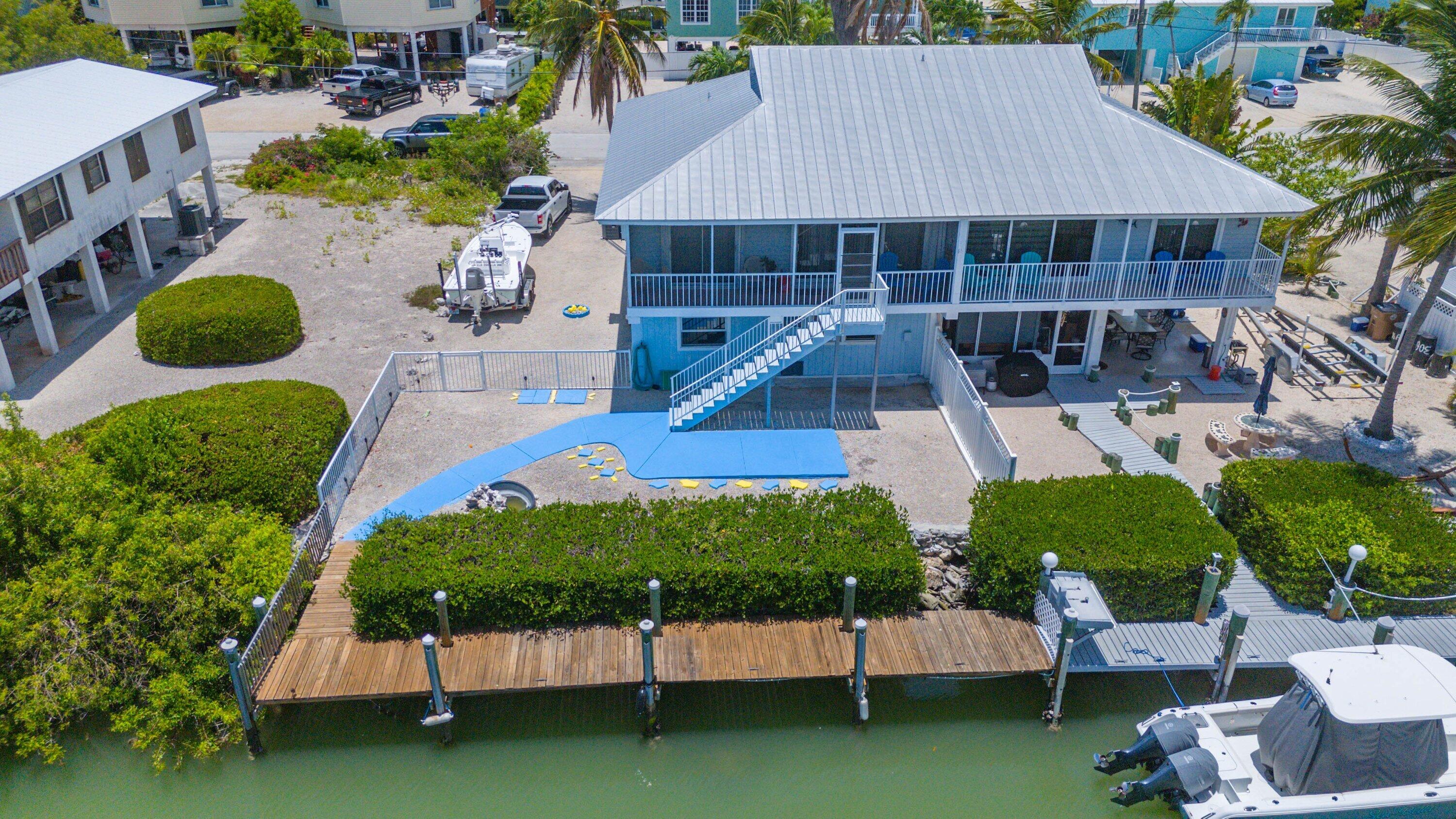 MARATHON, Florida, 33050, United States, 2 Bedrooms Bedrooms, ,2 BathroomsBathrooms,Residential,For Sale,1885329