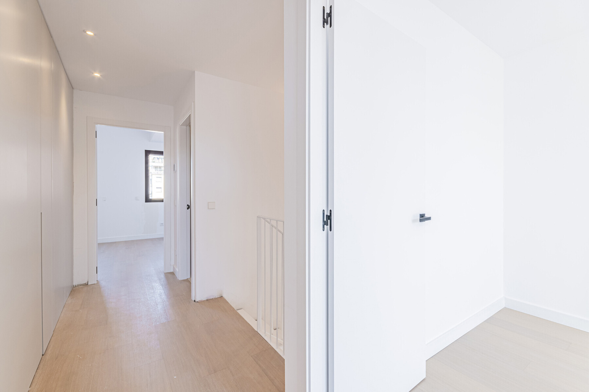  Newly constructed duplex penthouse near the beach - 物件實景
