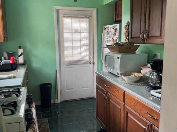 Bergenfield, New Jersey, 07621, United States, 2 Bedrooms Bedrooms, ,2 BathroomsBathrooms,Residential,For Sale,1912846