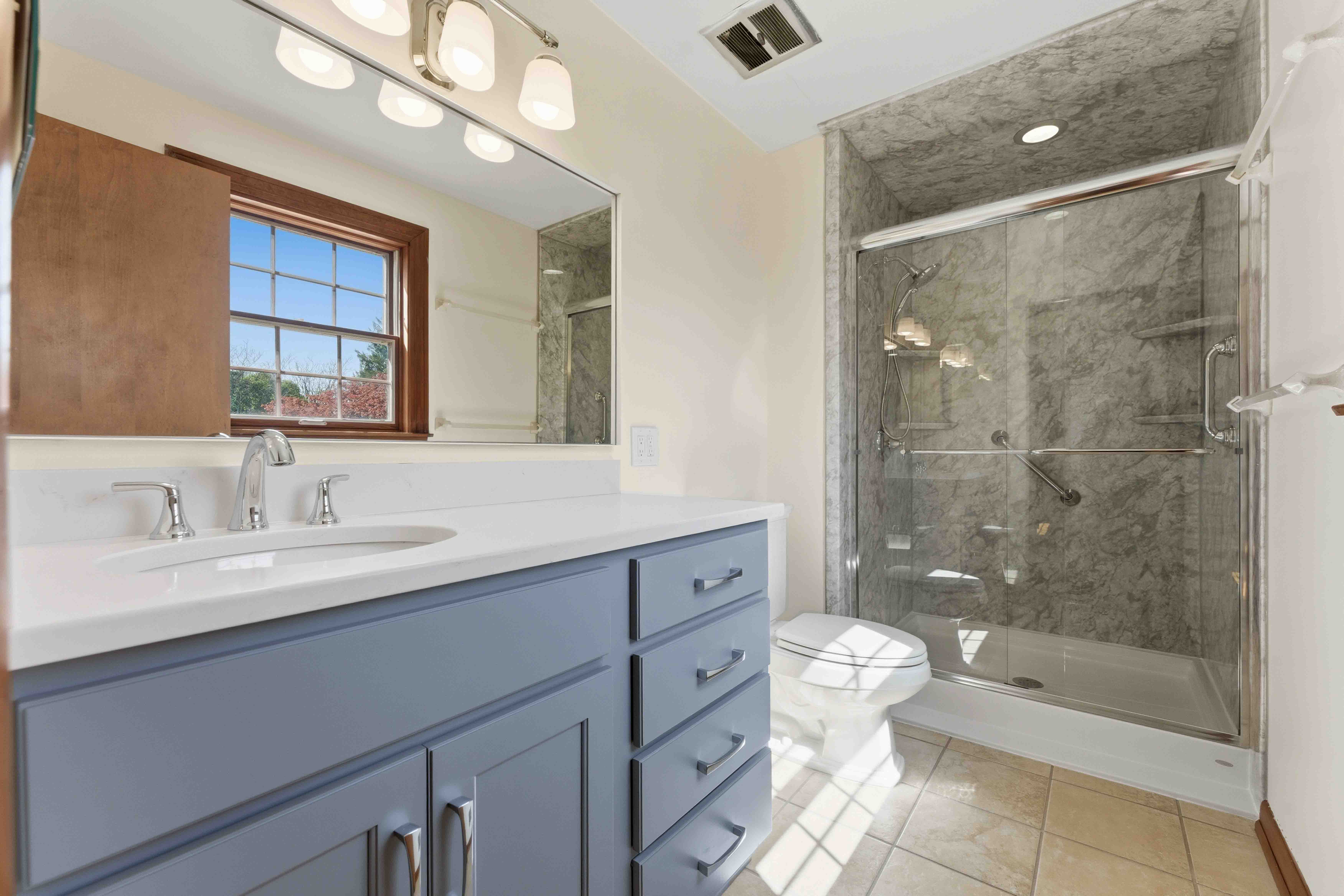  122 Tynewood Drive, Turtle Creek, PA 15145 - 物件實景