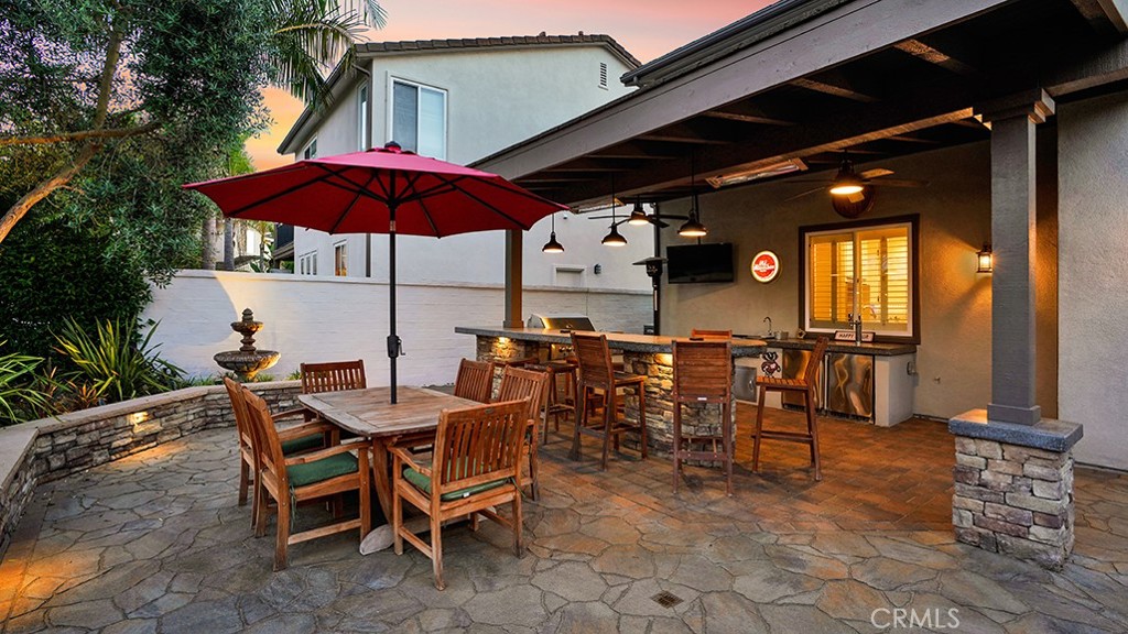 San Clemente, California, 92673, United States, 4 Bedrooms Bedrooms, ,3 BathroomsBathrooms,Residential,For Sale,1941034