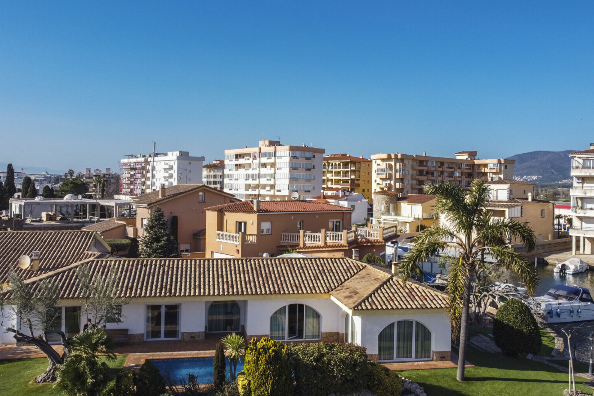  Villa with private mooring and swimming pool in Roses - 物件實景