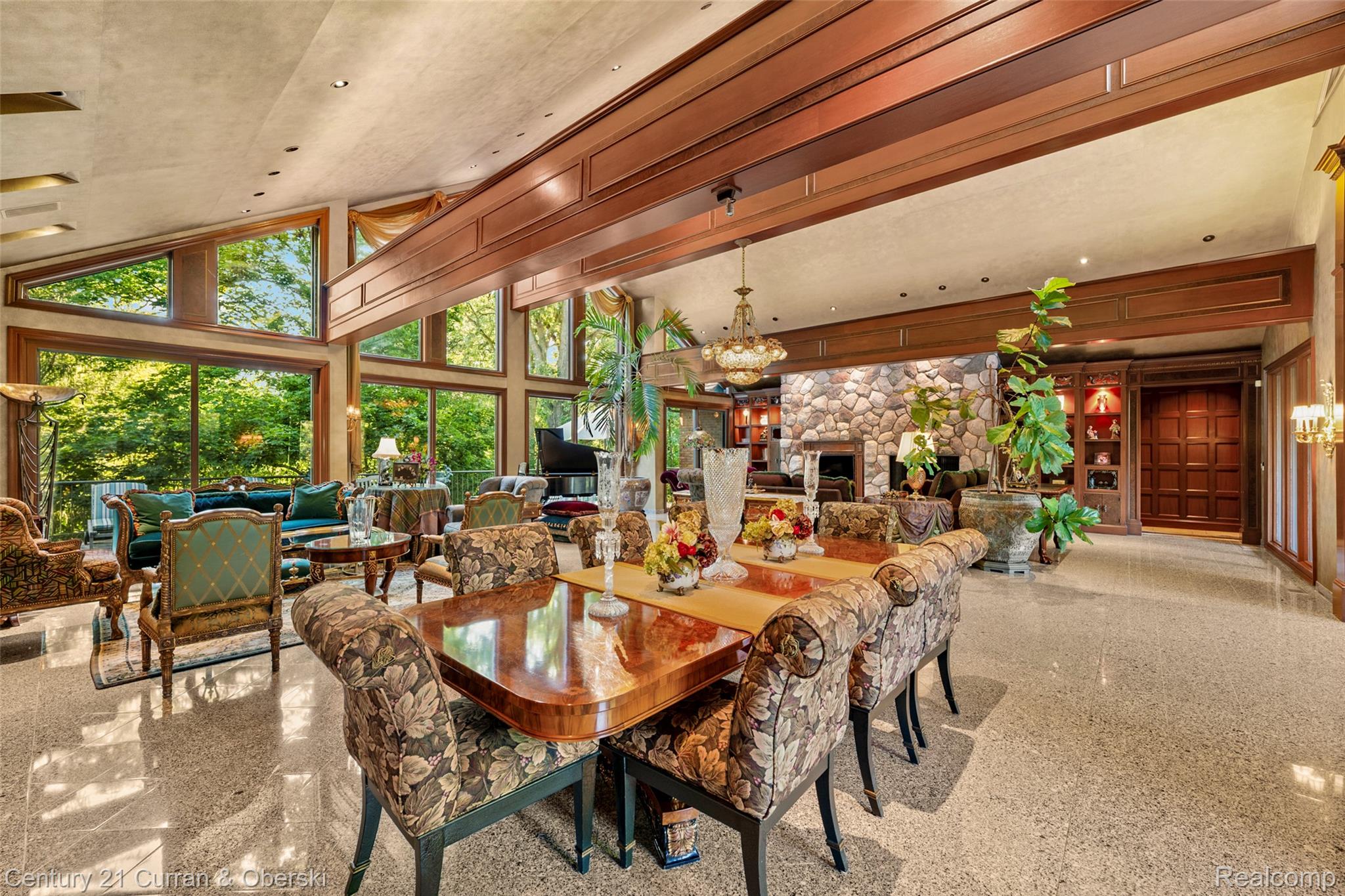 Dearborn, Michigan, 48124, United States, 4 Bedrooms Bedrooms, ,4 BathroomsBathrooms,Residential,For Sale,1983815