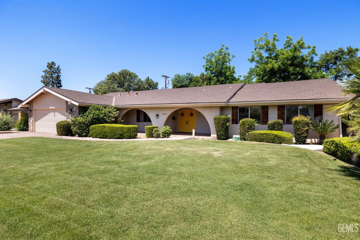 Bakersfield, California, 93301, United States, 3 Bedrooms Bedrooms, ,3 BathroomsBathrooms,Residential,For Sale,1998279