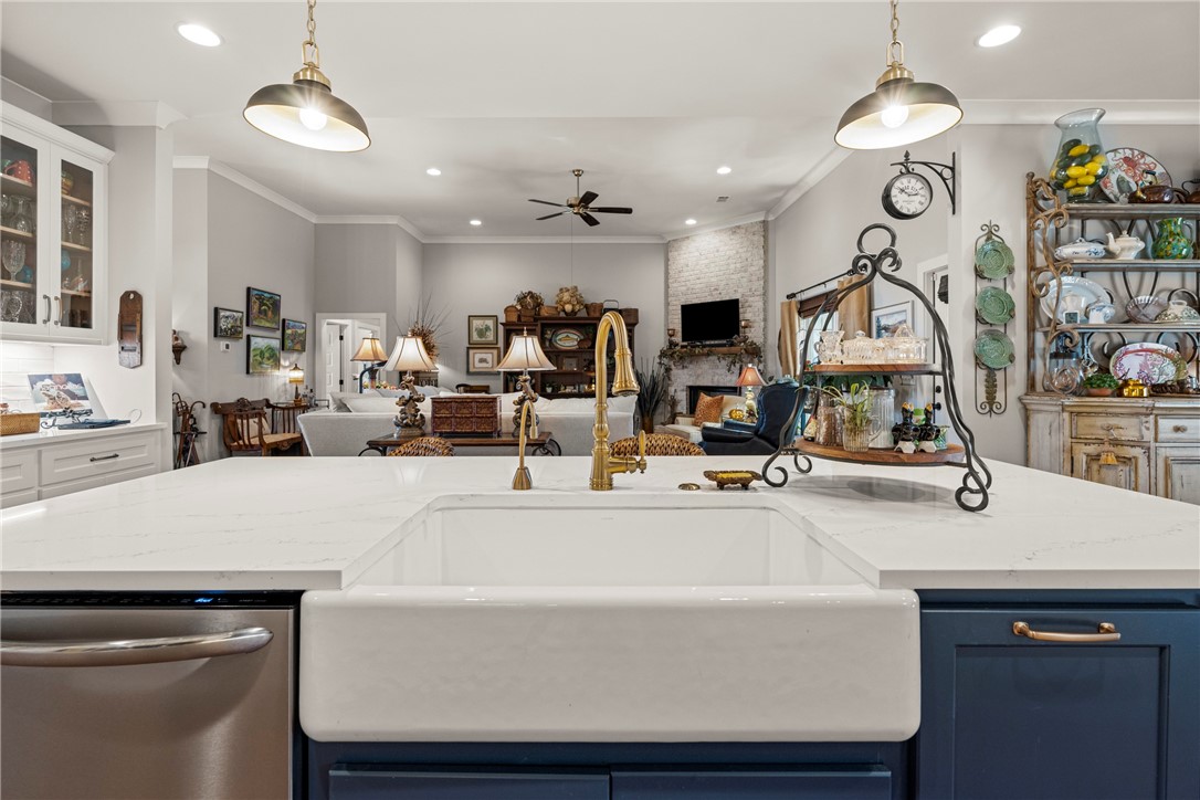 Opelika, Alabama, 36801, United States, 4 Bedrooms Bedrooms, ,3 BathroomsBathrooms,Residential,For Sale,1987548