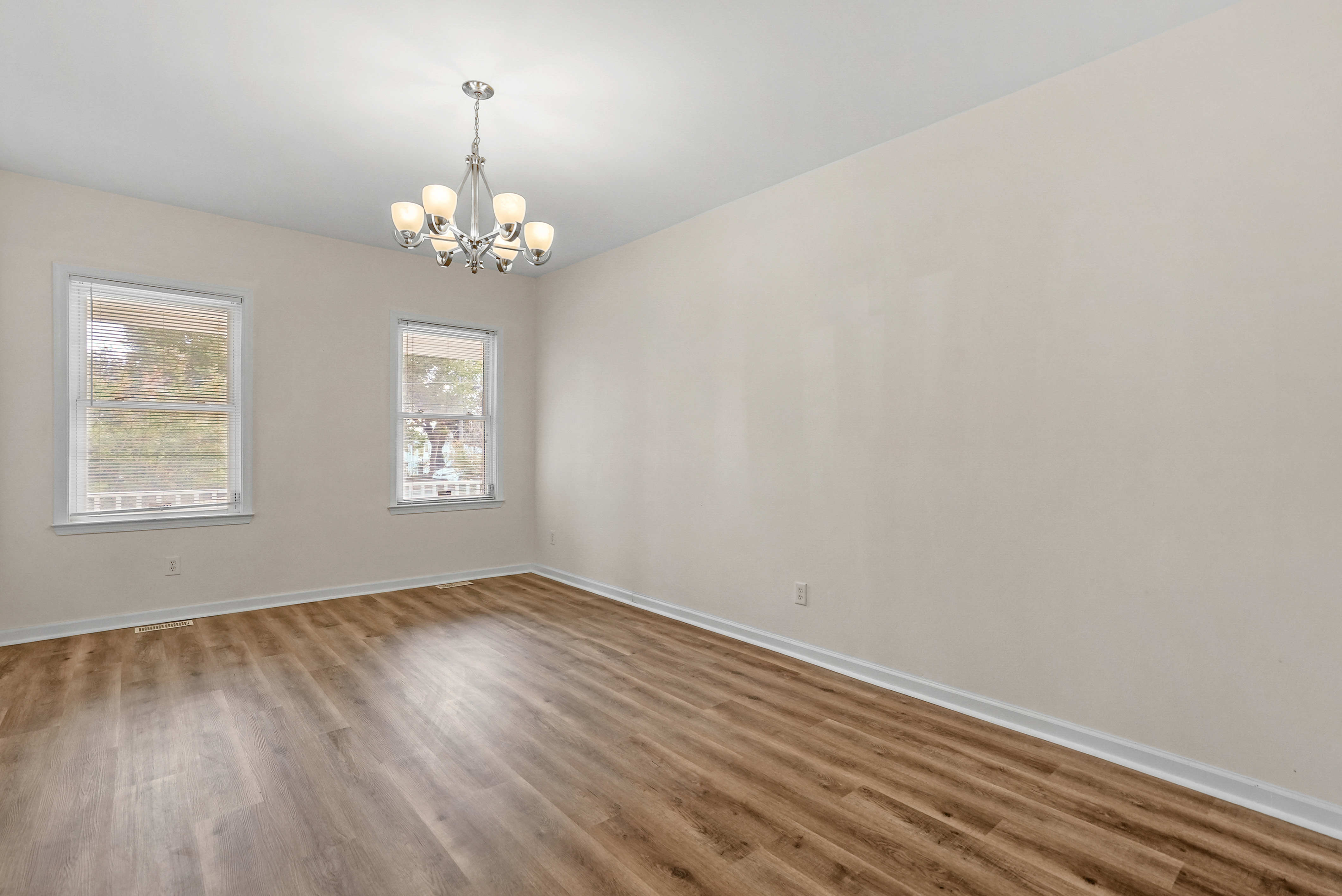  2112 Pretty Lake Avenue, Norfolk, VA, 23518 - 物件實景