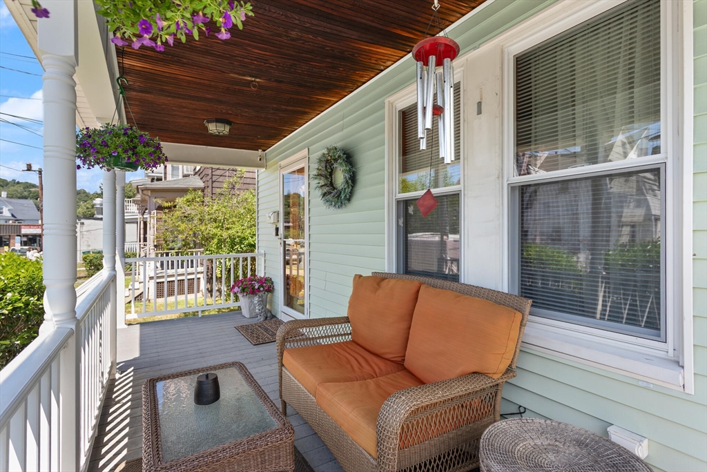 Medford, Massachusetts, 02155, United States, 4 Bedrooms Bedrooms, ,3 BathroomsBathrooms,Residential,For Sale,1900018