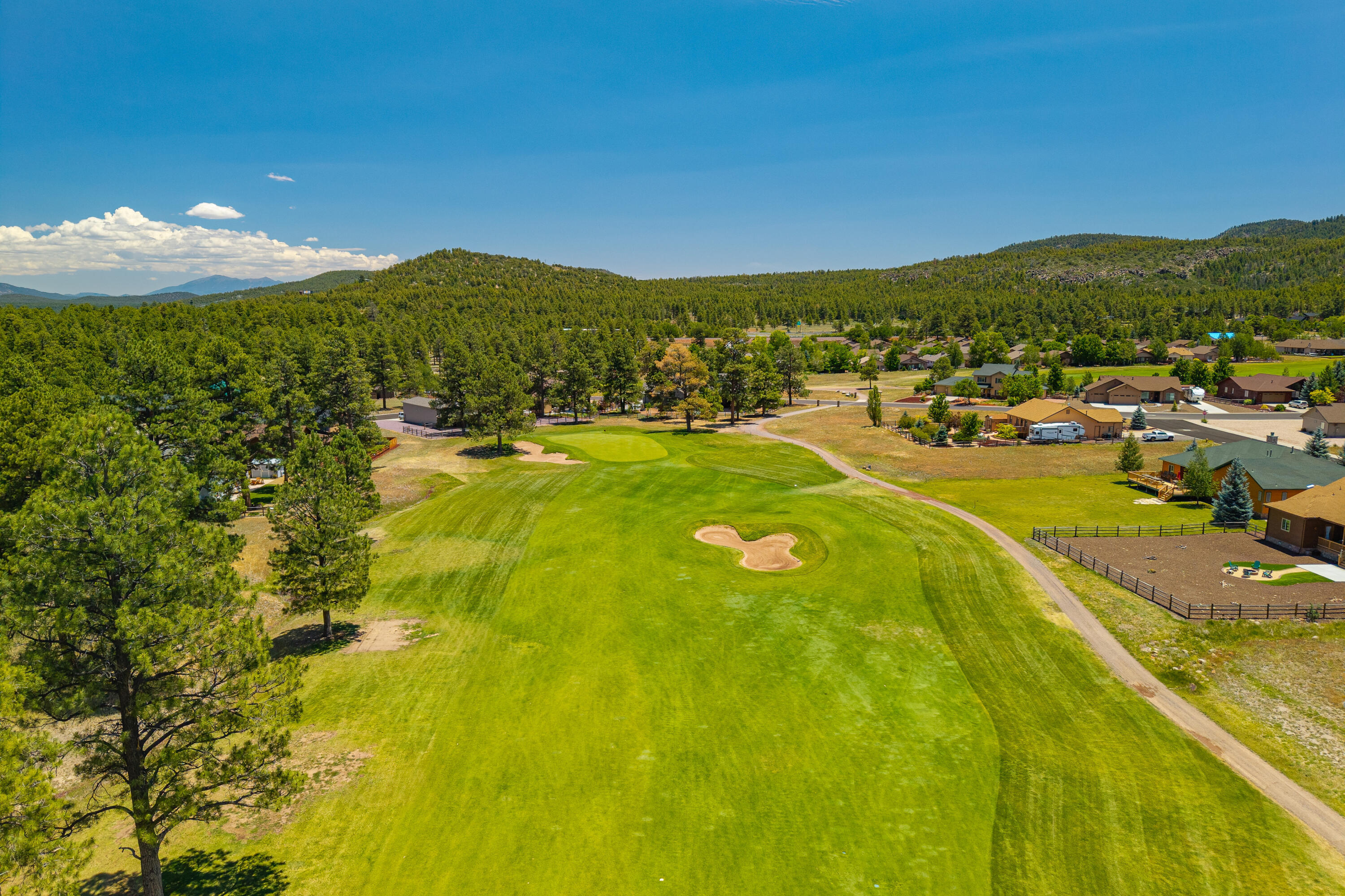  300 Fairway Drive ¦ Williams, AZ - 物件實景