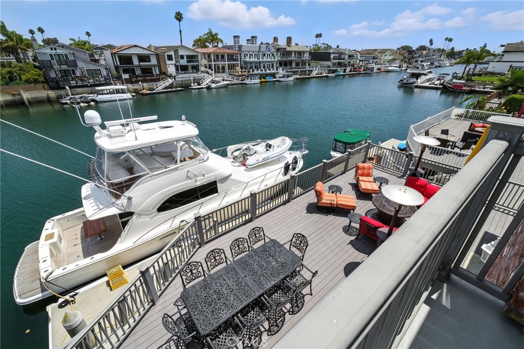 Oxnard, California, 93035, United States, 4 Bedrooms Bedrooms, ,3 BathroomsBathrooms,Residential,For Sale,1980111