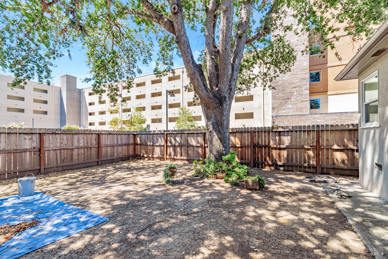 Santa Rosa, California, 95401, United States, 2 Bedrooms Bedrooms, ,2 BathroomsBathrooms,Residential,For Sale,1925442