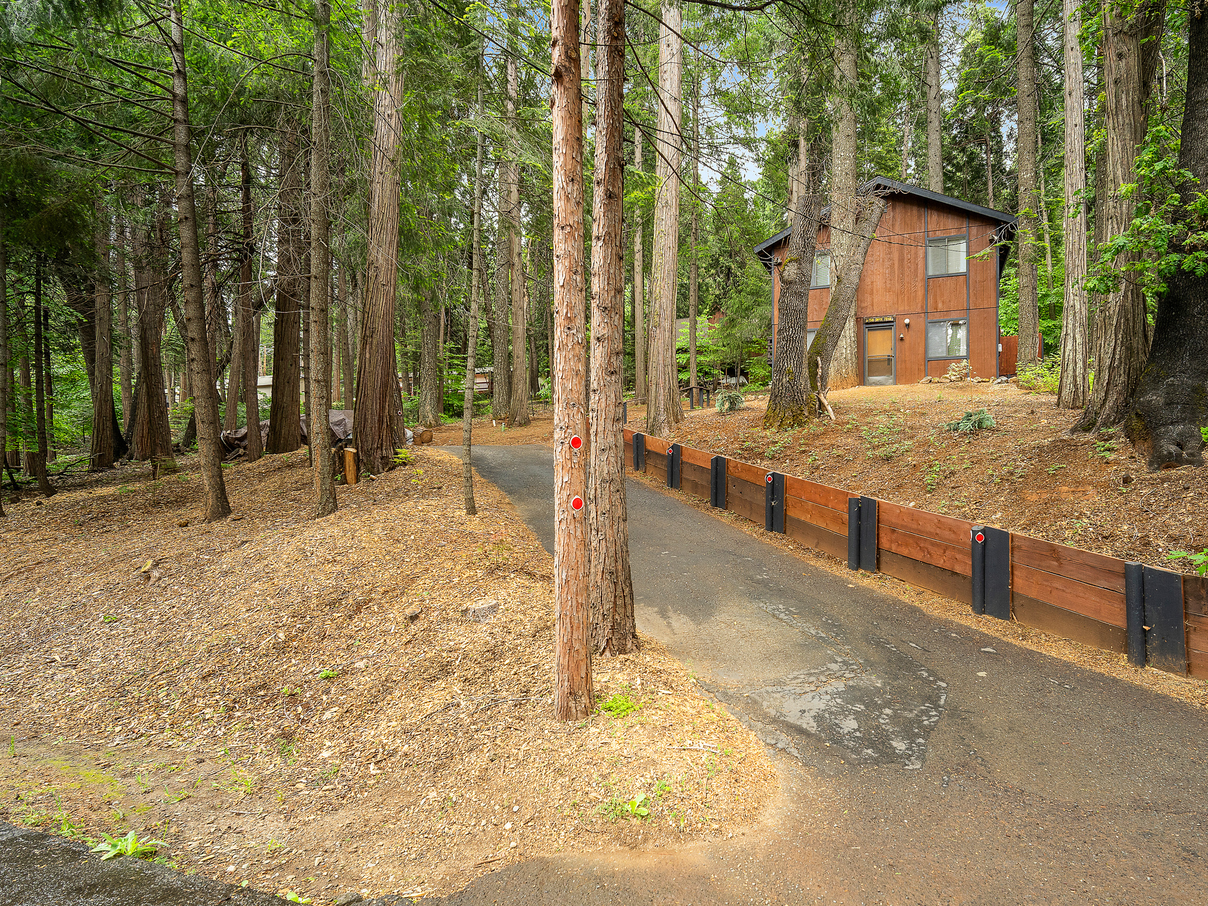  6758 Onyx Trail, Pollock Pines, CA 95726 - 物件實景