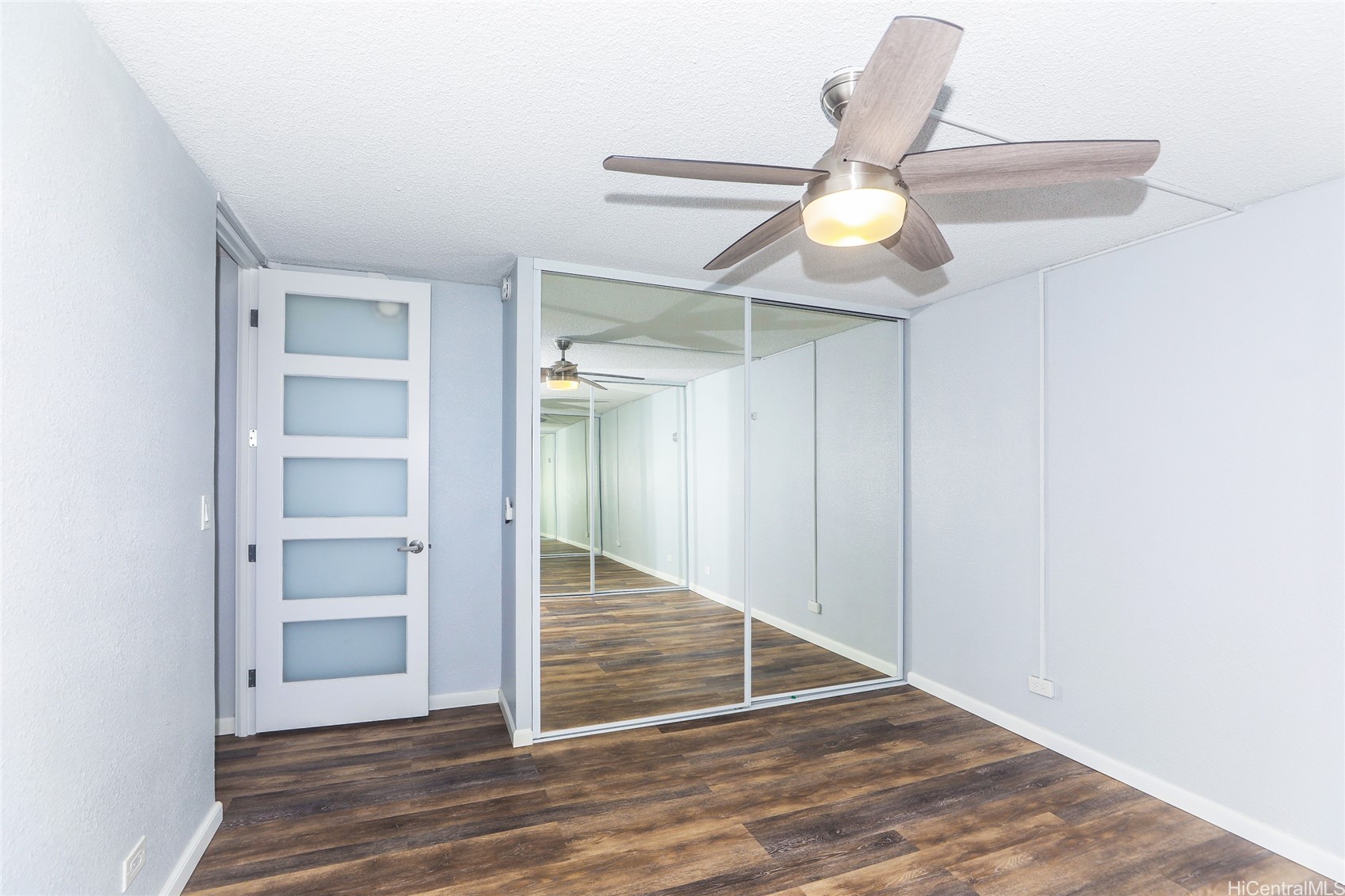 Aiea, Hawaii, 96701, United States, 2 Bedrooms Bedrooms, ,1 BathroomBathrooms,Residential,For Sale,1942084