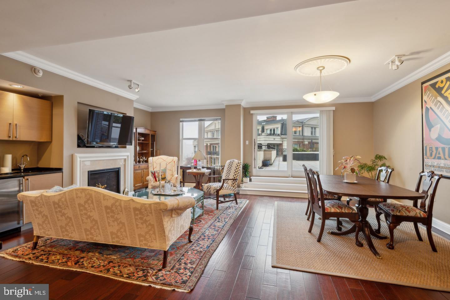 BALTIMORE, Maryland, 21230, United States, 2 Bedrooms Bedrooms, ,2 BathroomsBathrooms,Residential,For Sale,1910458