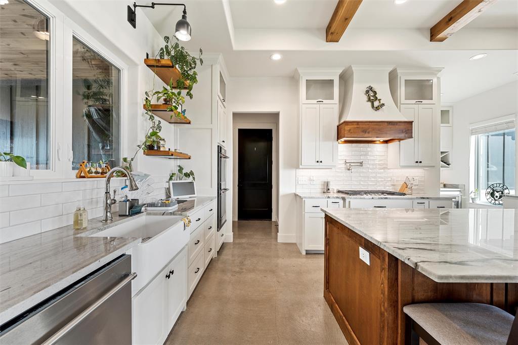 353 Willow Moon Ranch Road, Crawford, Texas, 76638, United States, 6 Bedrooms Bedrooms, ,3 BathroomsBathrooms,Residential,For Sale,353 Willow Moon Ranch Road,1673440