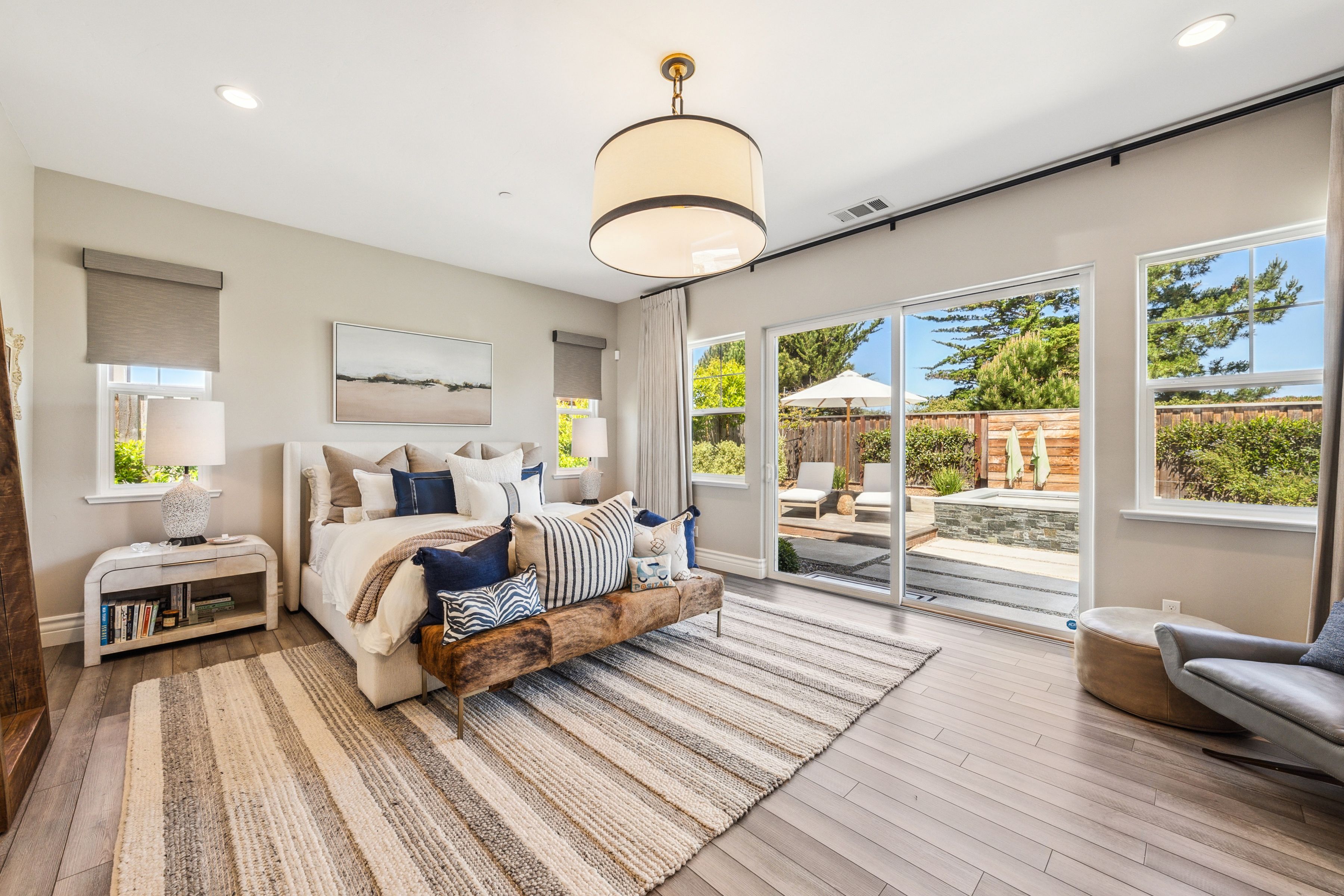  3007 Bluffs Drive - 物件實景