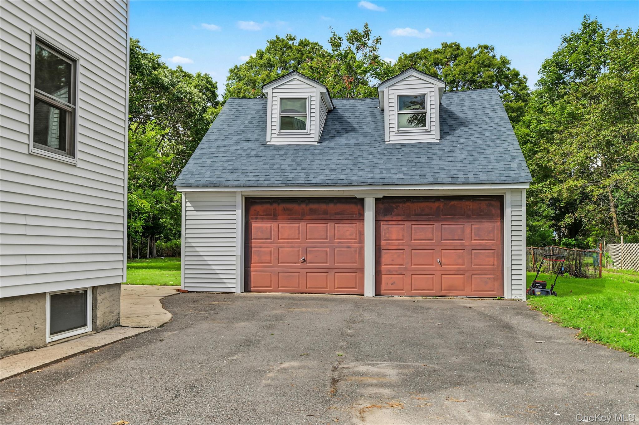  930 Tooker Avenue, West Babylon, NY, 11704 - 物件實景