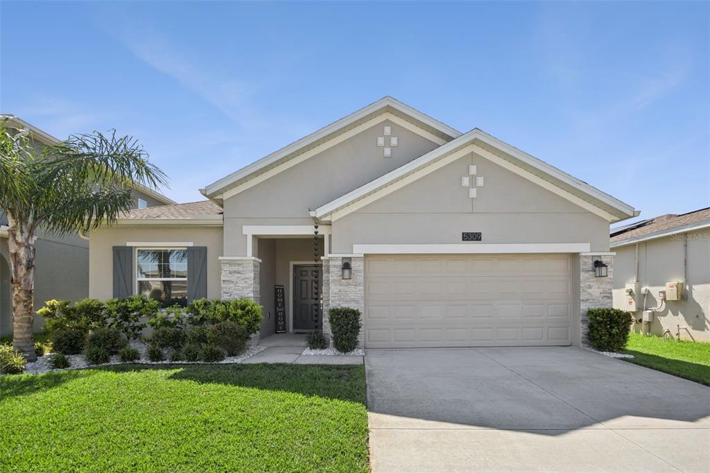 Amersham Ln, Saint Cloud, FL 34771
