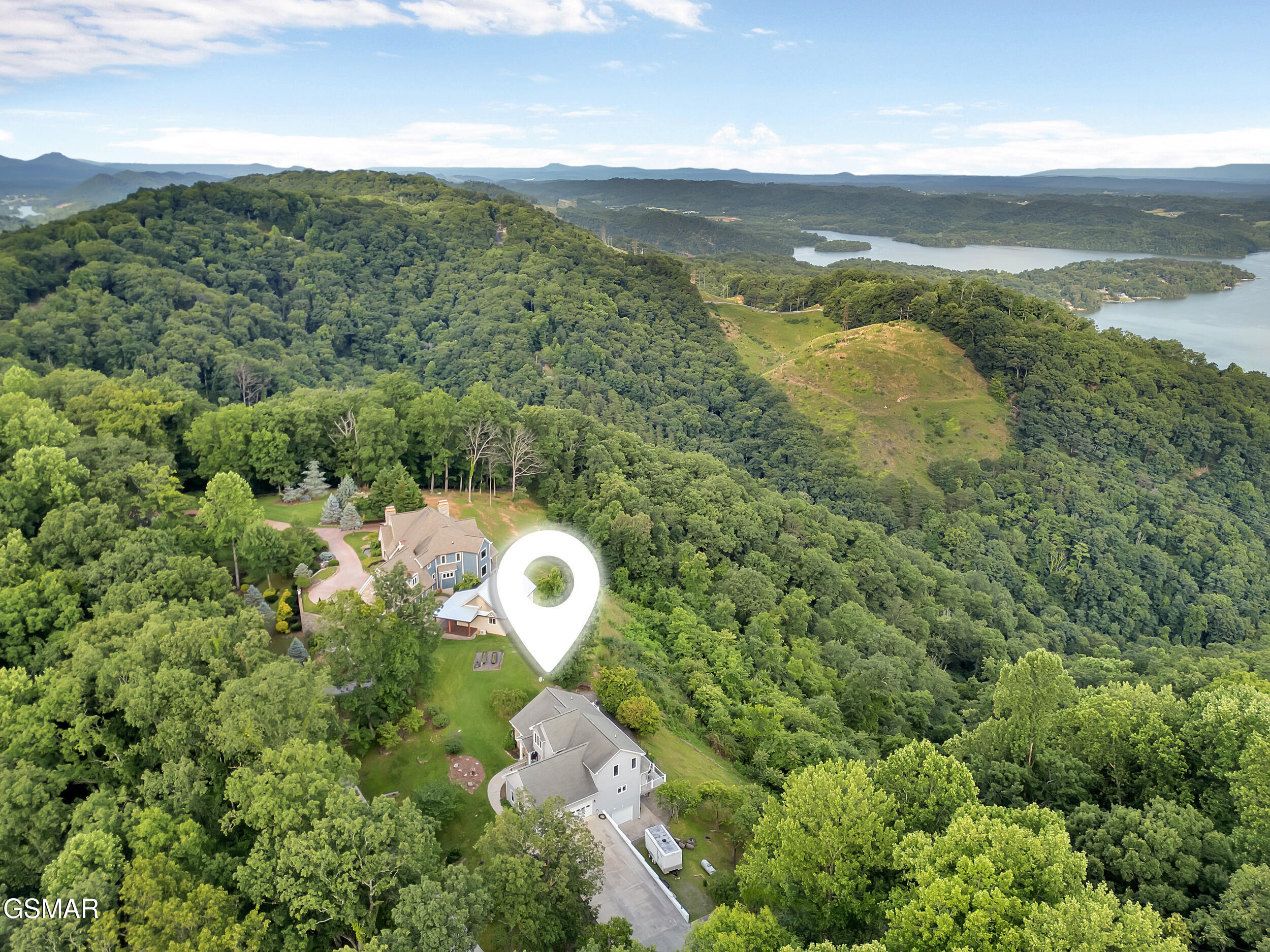 Mooresburg, Tennessee, 37811, United States, 2 Bedrooms Bedrooms, ,4 BathroomsBathrooms,Residential,For Sale,1861149