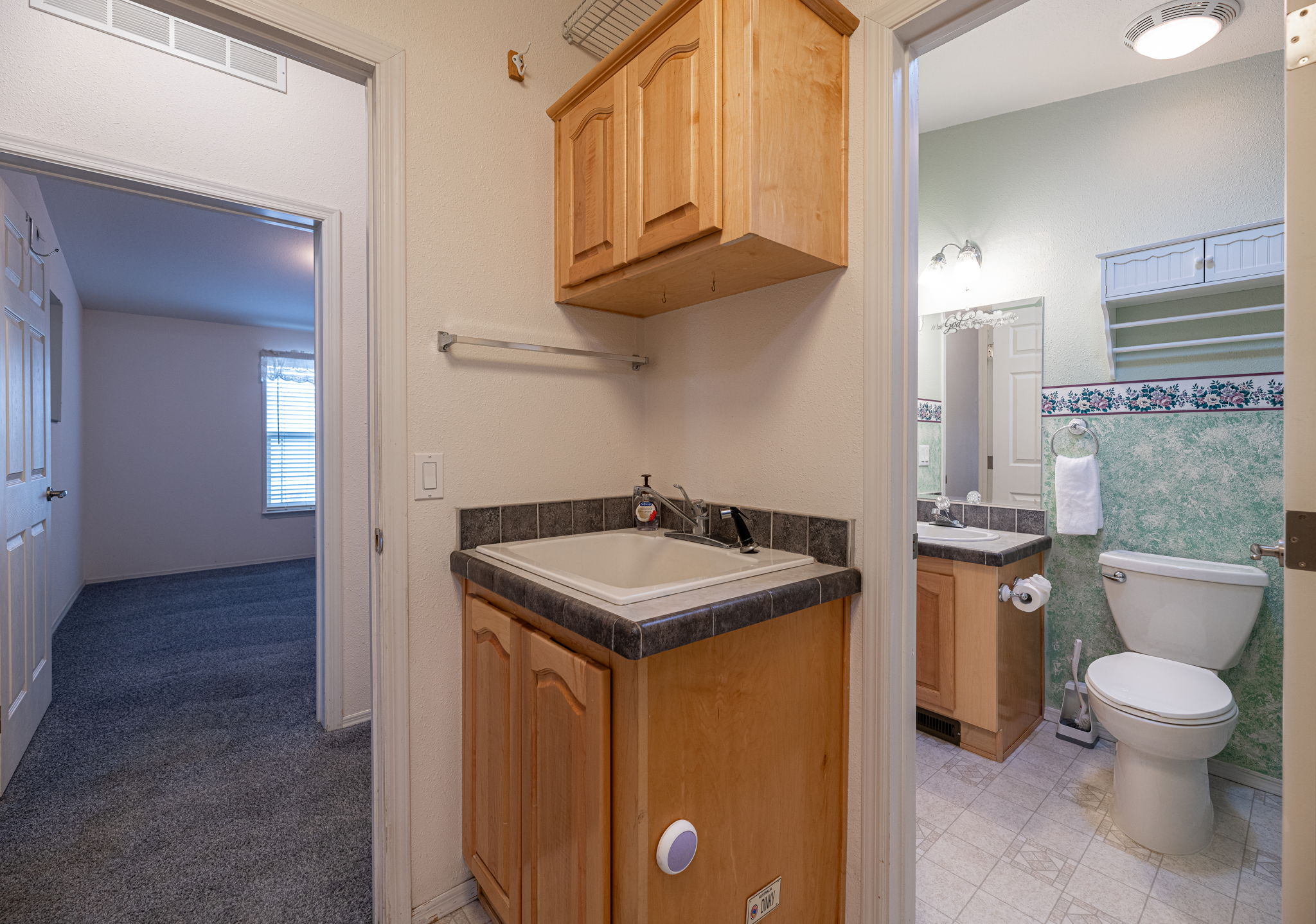 5459 SE Pawnee Lp., Prineville, Oregon, 97754, United States, 3 Bedrooms Bedrooms, ,2 BathroomsBathrooms,Residential,For Sale,5459 SE Pawnee Lp.,1658566