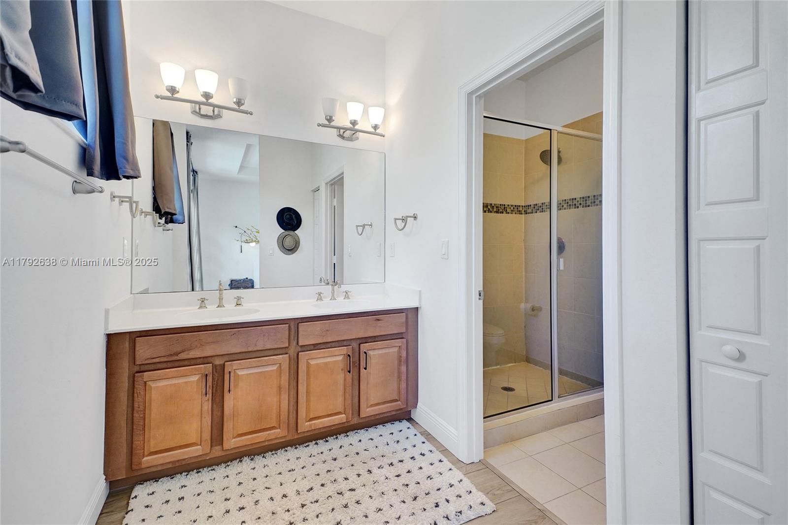 Miami, Florida, 33179, United States, 3 Bedrooms Bedrooms, ,3 BathroomsBathrooms,Residential,For Sale,1787670