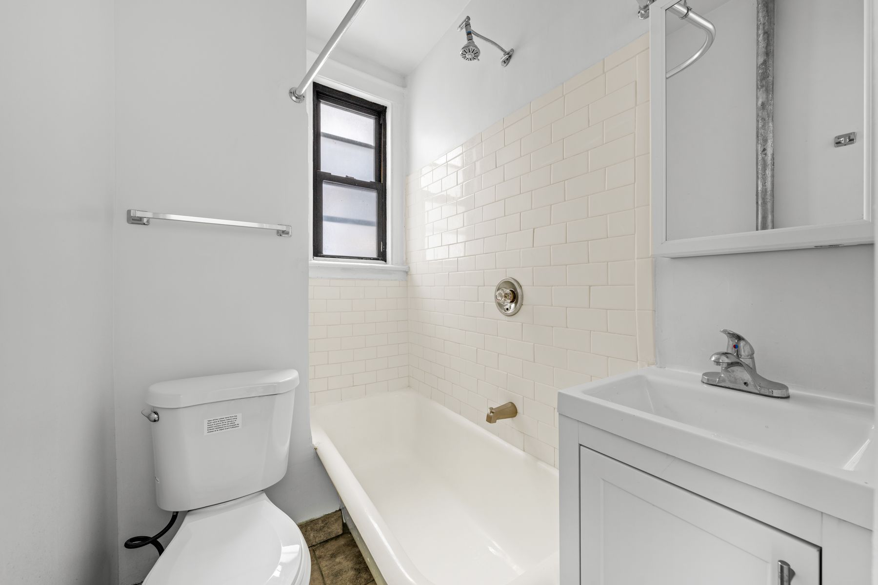  36-25 30th Street, Long Island City, NY 11106 - 物件實景