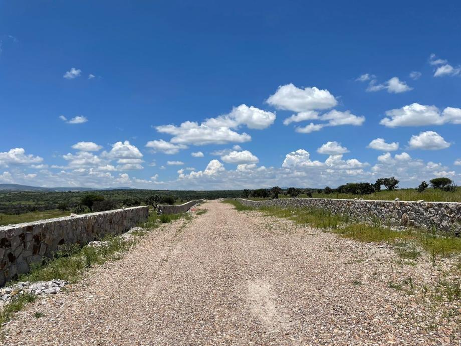 San Miguel de Allende, Guanajuato, 37897, Mexico, 1 Bedroom Bedrooms, ,Residential,For Sale,1991460