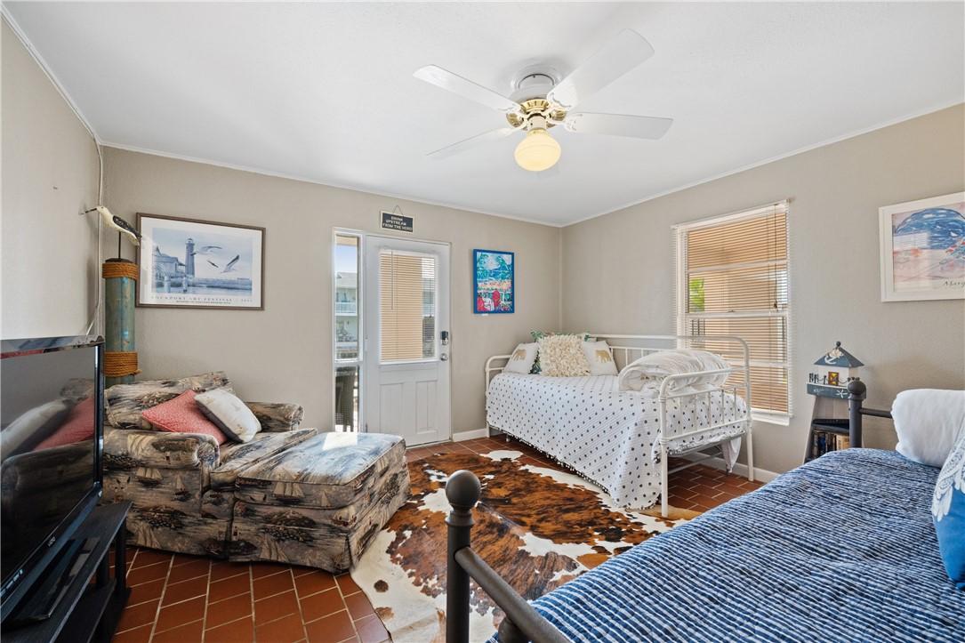 Rockport, Texas, 78382, United States, 4 Bedrooms Bedrooms, ,3 BathroomsBathrooms,Residential,For Sale,1691241