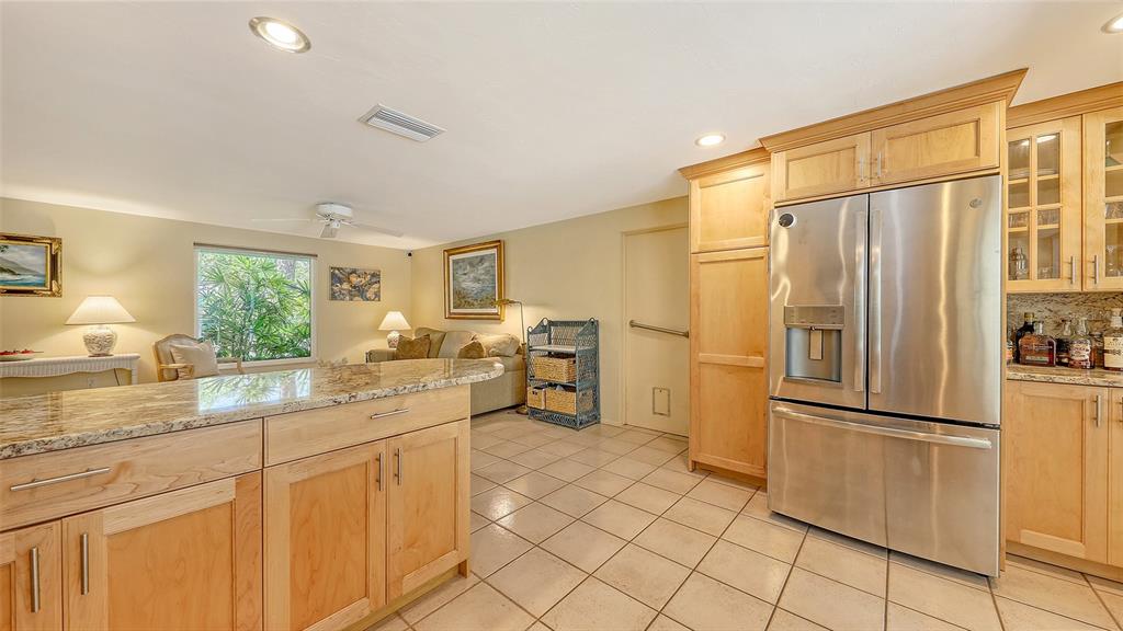 Sarasota, Florida, 34234, United States, 2 Bedrooms Bedrooms, ,2 BathroomsBathrooms,Residential,For Sale,1875494