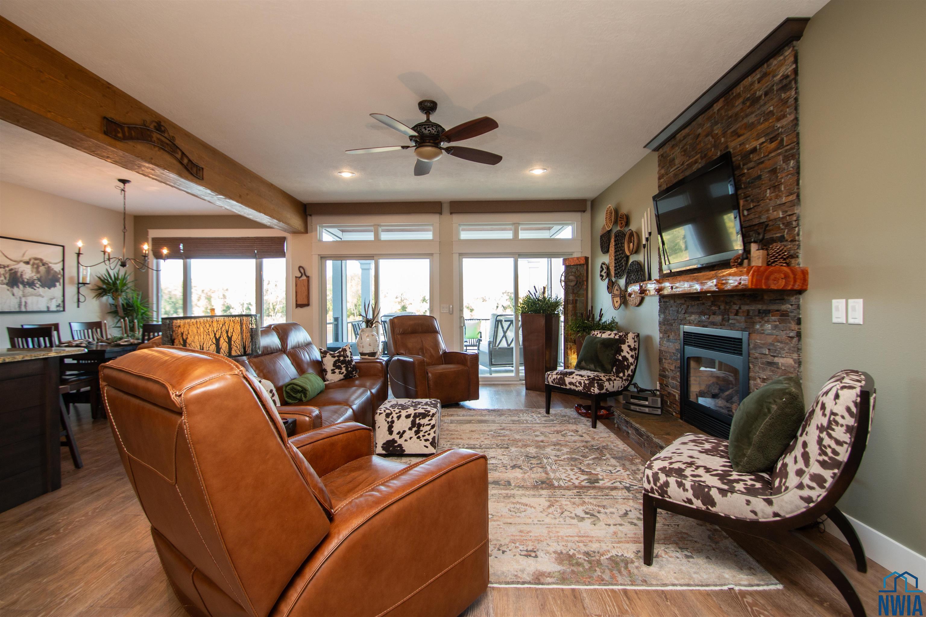 McCook Lake, South Dakota, 57049, United States, 3 Bedrooms Bedrooms, ,4 BathroomsBathrooms,Residential,For Sale,1974954