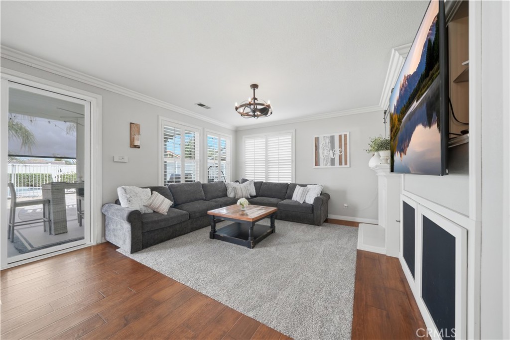 Murrieta, California, 92562, United States, 5 Bedrooms Bedrooms, ,4 BathroomsBathrooms,Residential,For Sale,2049135