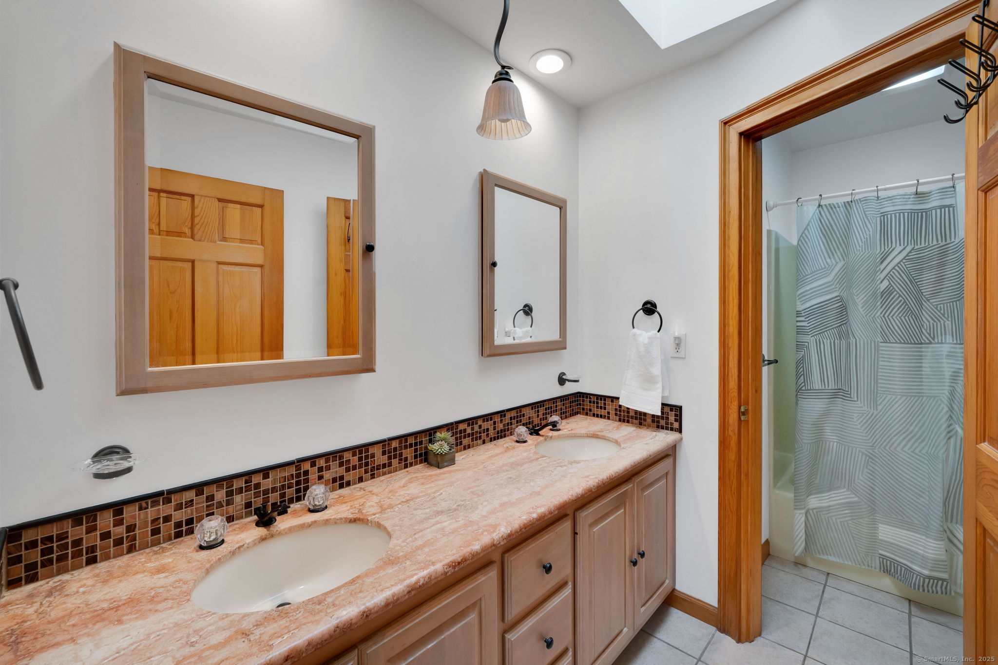 Marlborough, Connecticut, 06447, United States, 4 Bedrooms Bedrooms, ,4 BathroomsBathrooms,Residential,For Sale,1907701