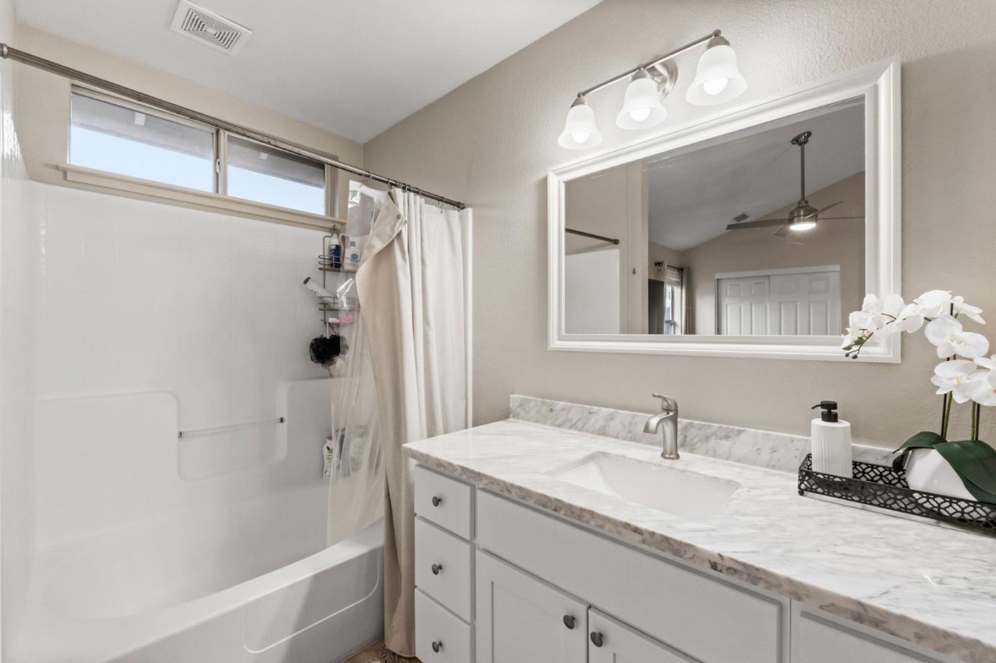 Gilroy, California, 95020, United States, 4 Bedrooms Bedrooms, ,3 BathroomsBathrooms,Residential,For Sale,1986301