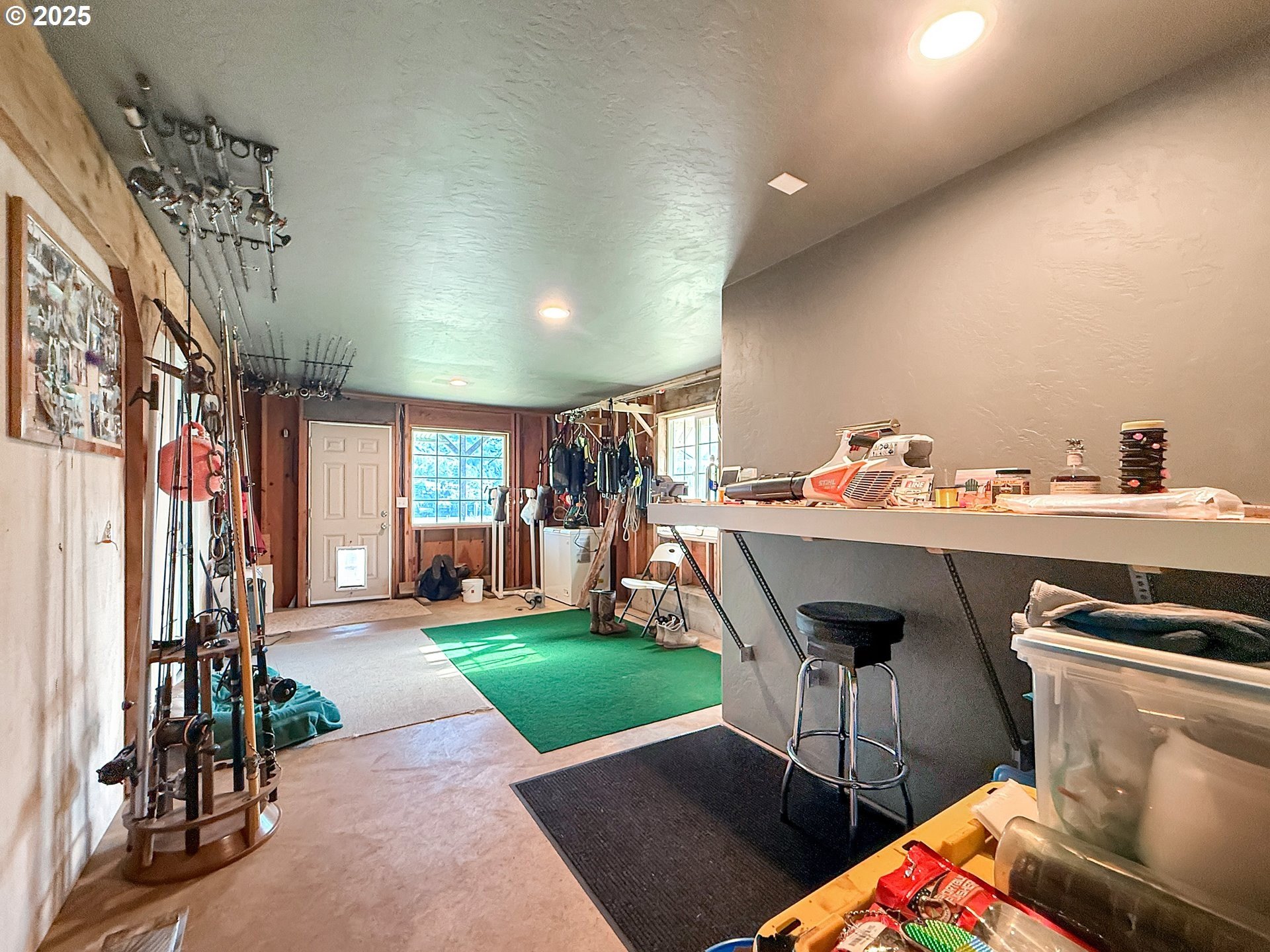 Brookings, Oregon, 97415, United States, 3 Bedrooms Bedrooms, ,2 BathroomsBathrooms,Residential,For Sale,1978372