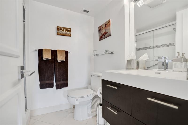 Hillsboro Beach, Florida, 33062, United States, 2 Bedrooms Bedrooms, ,2 BathroomsBathrooms,Residential,For Sale,1991245