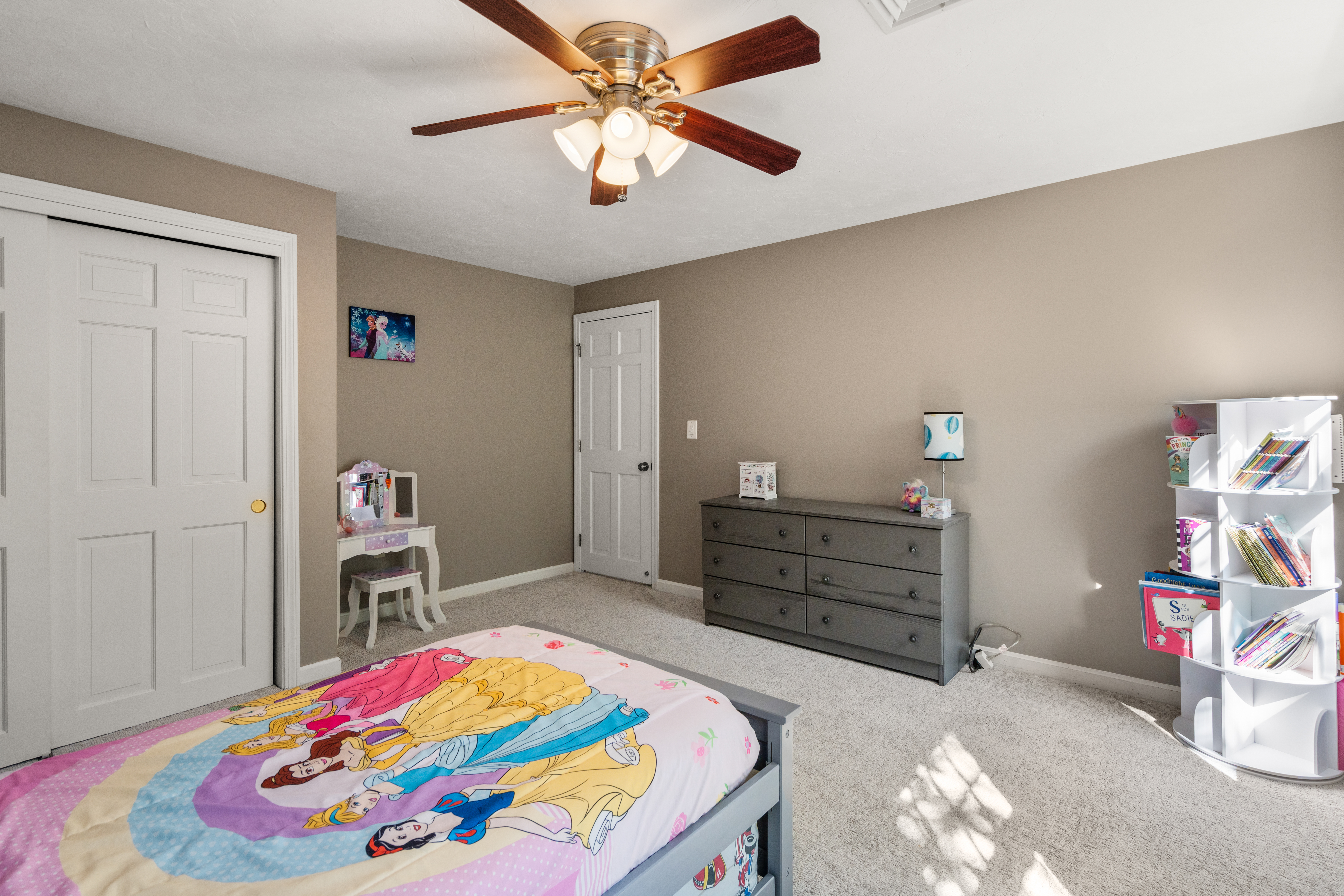  63 Pine Hill Road, Southborough, MA, 01772 - 物件實景