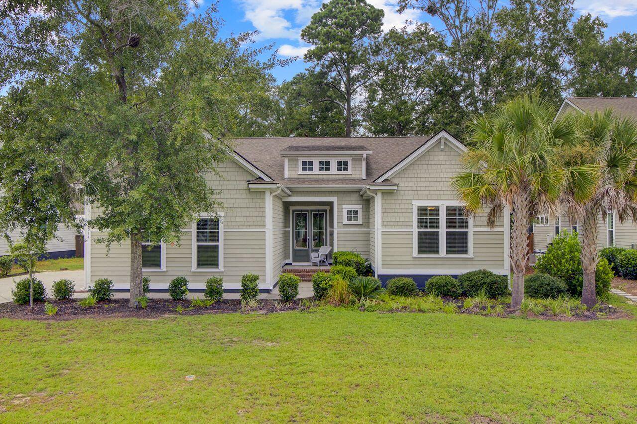 Summerville, South Carolina, 29483, United States, 4 Bedrooms Bedrooms, ,3 BathroomsBathrooms,Residential,For Sale,1910899