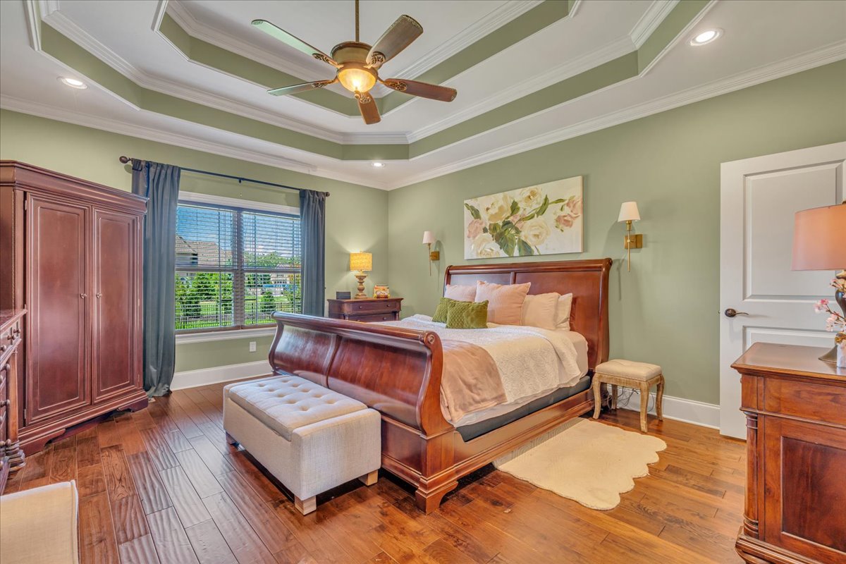Murfreesboro, Tennessee, 37128, United States, 4 Bedrooms Bedrooms, ,4 BathroomsBathrooms,Residential,For Sale,1921646