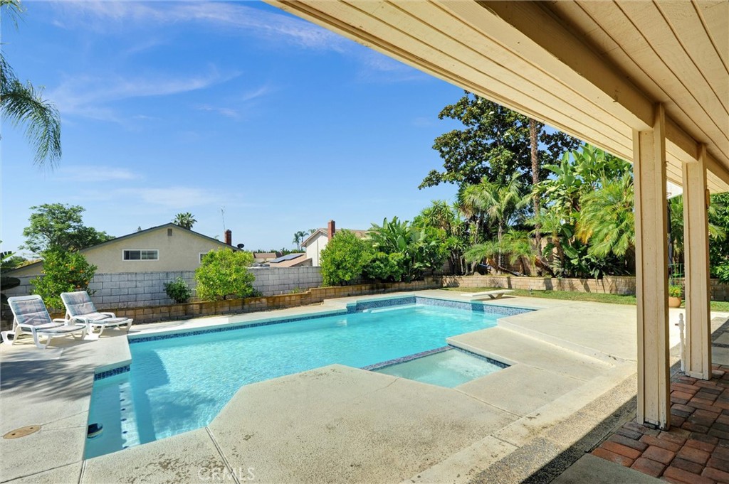 Upland, California, 91784, United States, 4 Bedrooms Bedrooms, ,3 BathroomsBathrooms,Residential,For Sale,1889759
