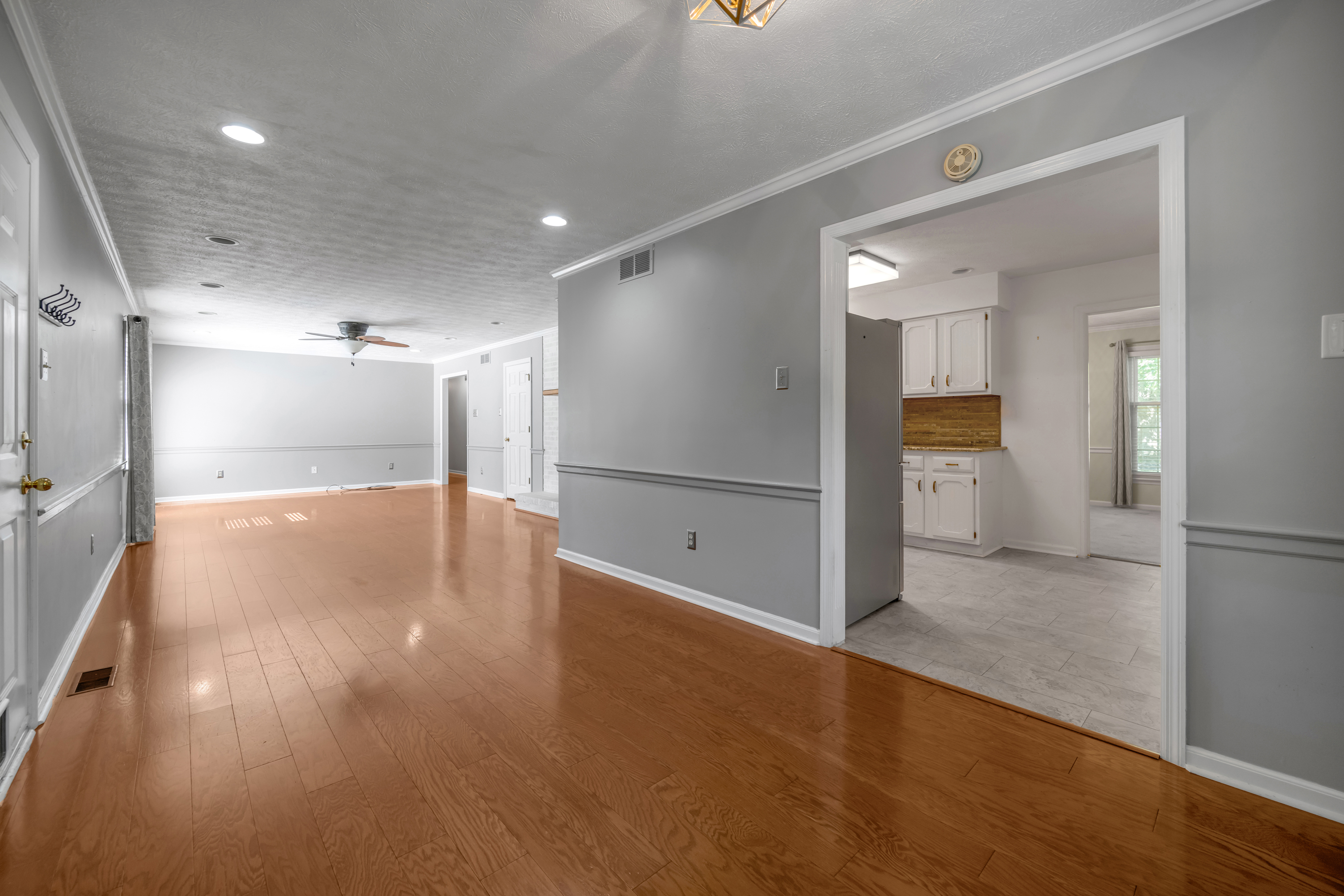  121 Hawthorne Drive - 物件實景
