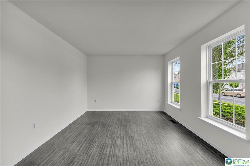 Northampton, Pennsylvania, 18067, United States, 3 Bedrooms Bedrooms, ,3 BathroomsBathrooms,Residential,For Sale,2049020