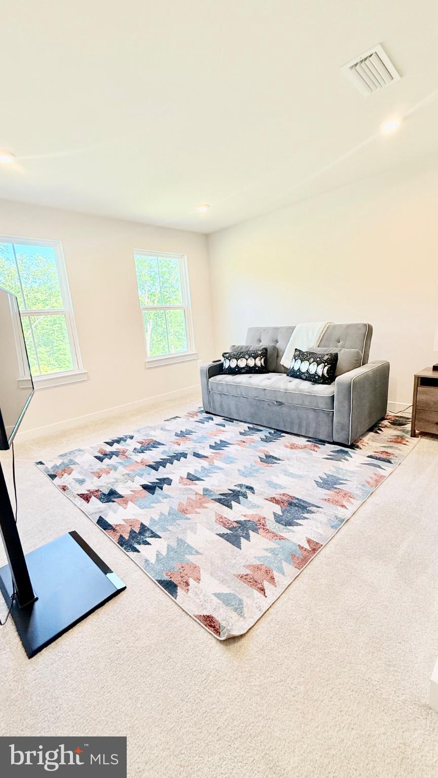 Fredericksburg, Virginia, 22406, United States, 3 Bedrooms Bedrooms, ,4 BathroomsBathrooms,Residential,For Sale,2037888